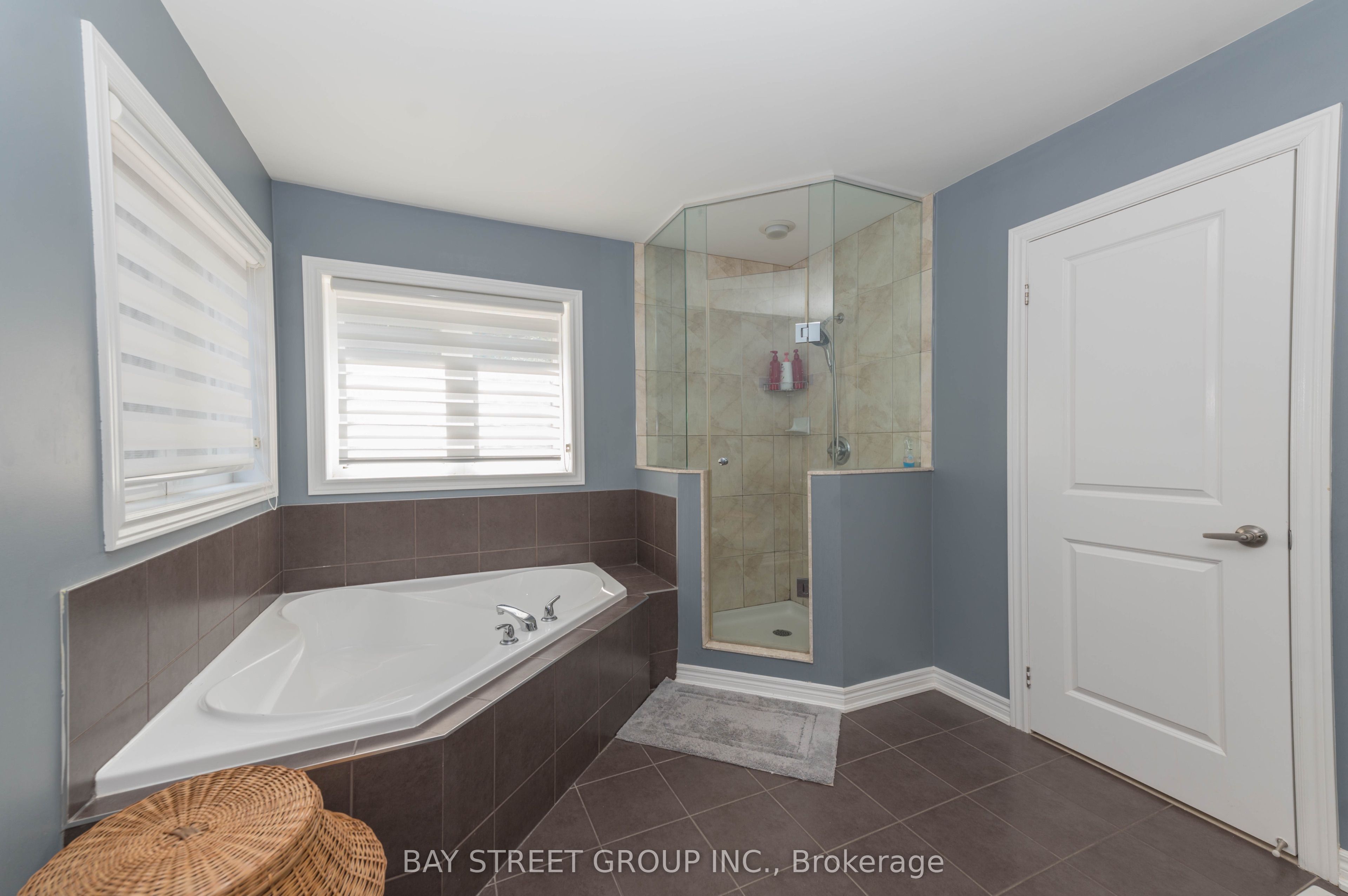 116 Winterberry Boulevard Property Photo 19