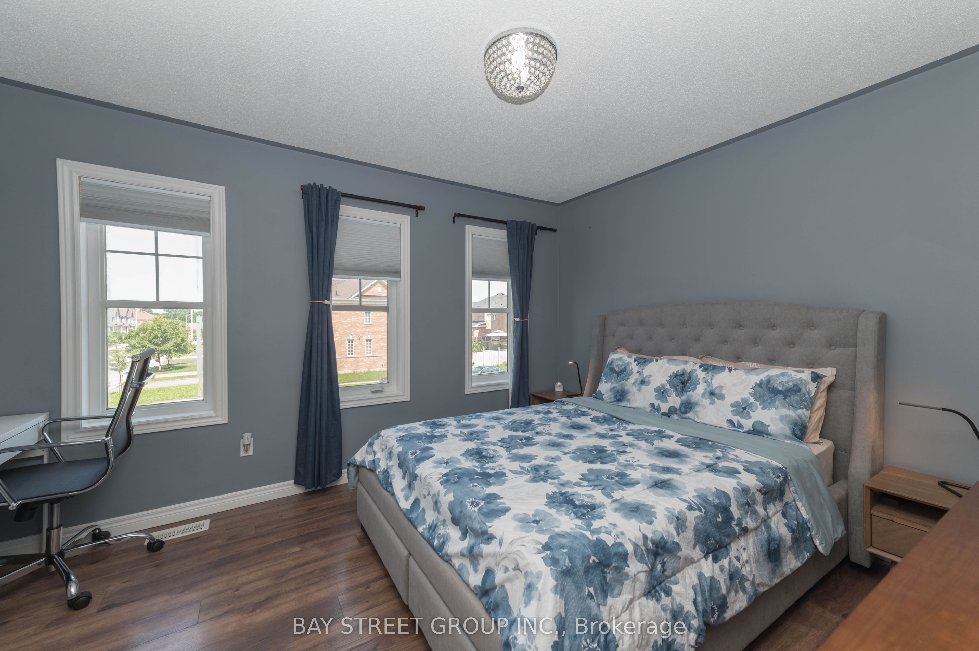 116 Winterberry Boulevard Property Photo 23