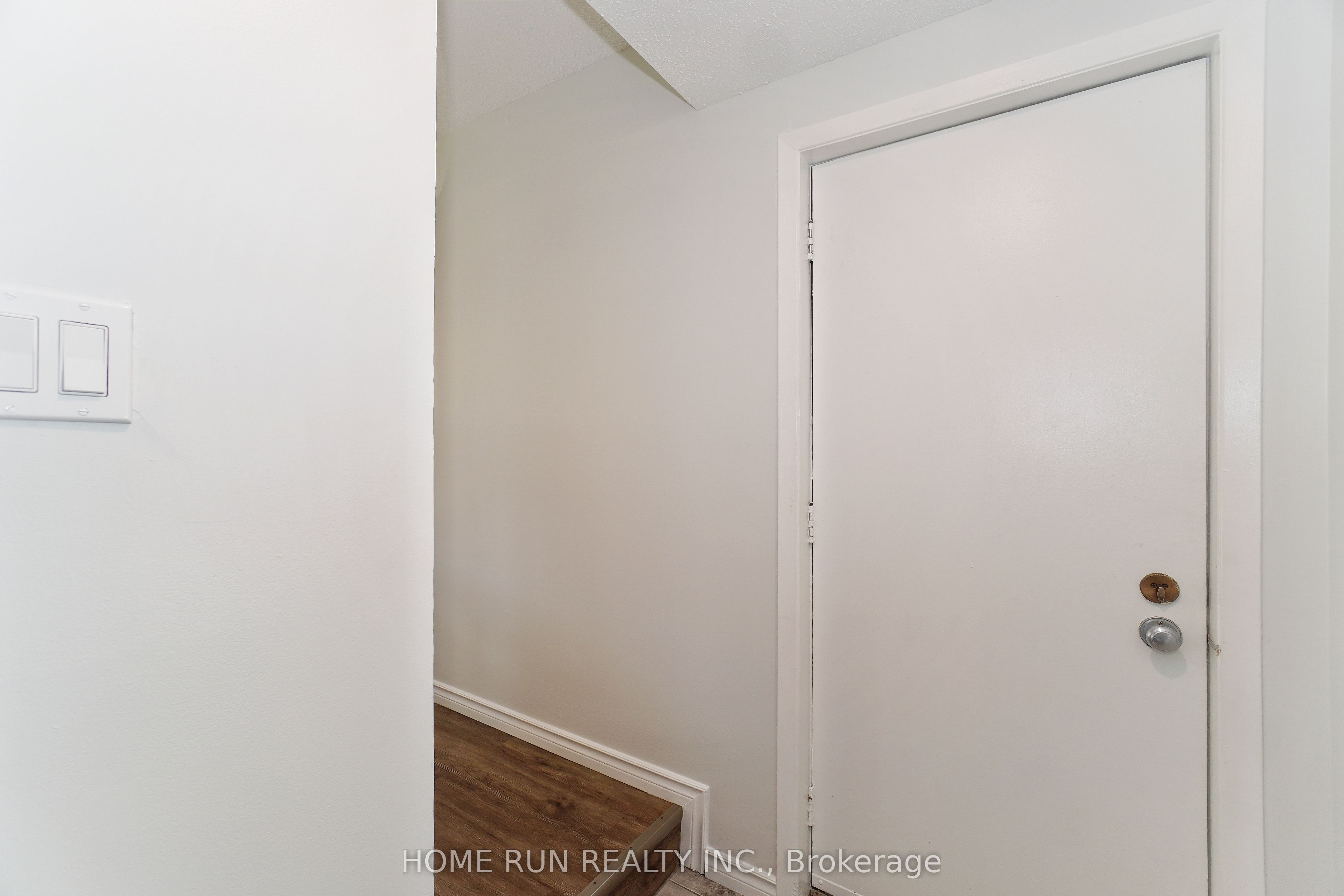 28 Castlebrook Lane A Property Photo 5