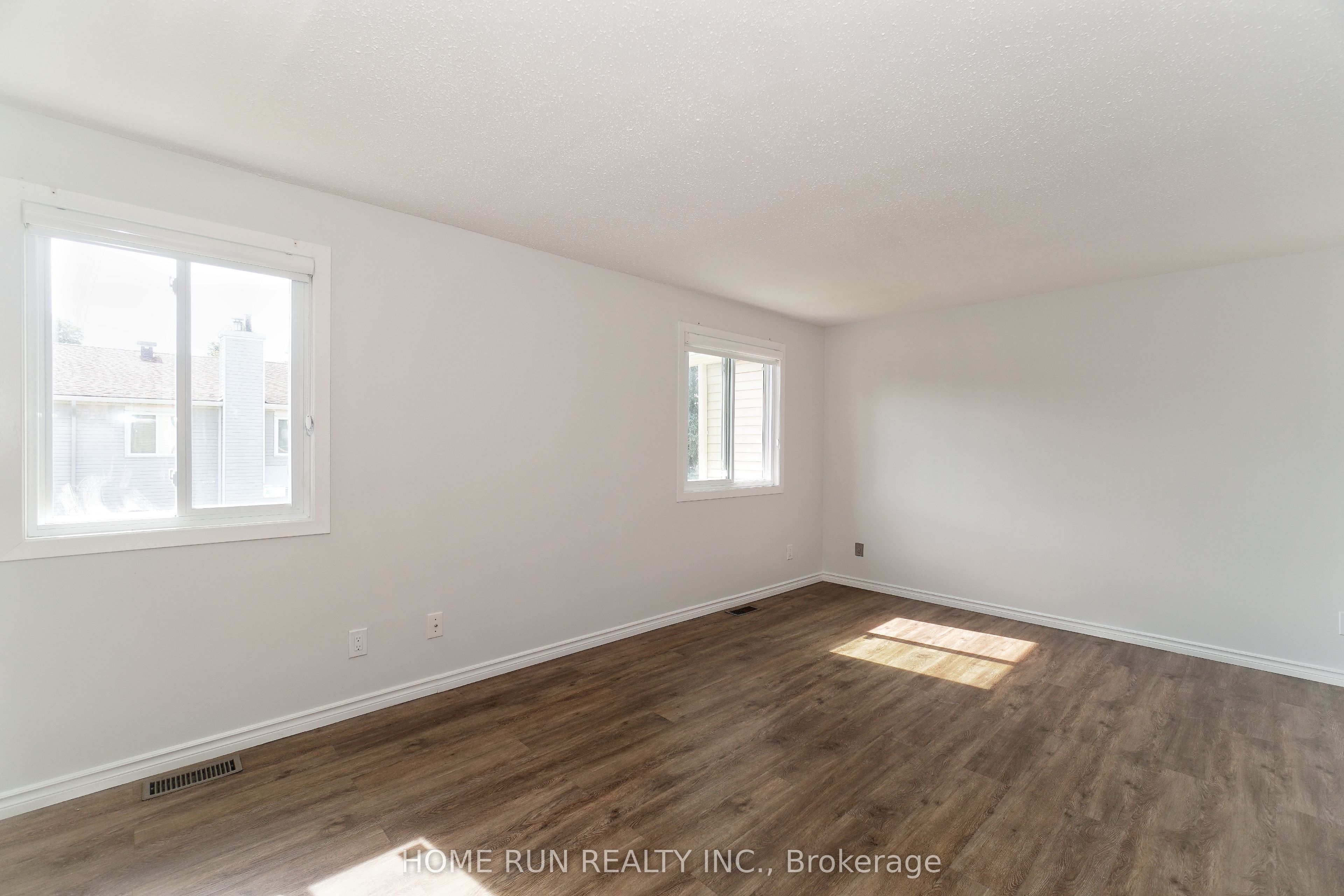28 Castlebrook Lane A Property Photo 23