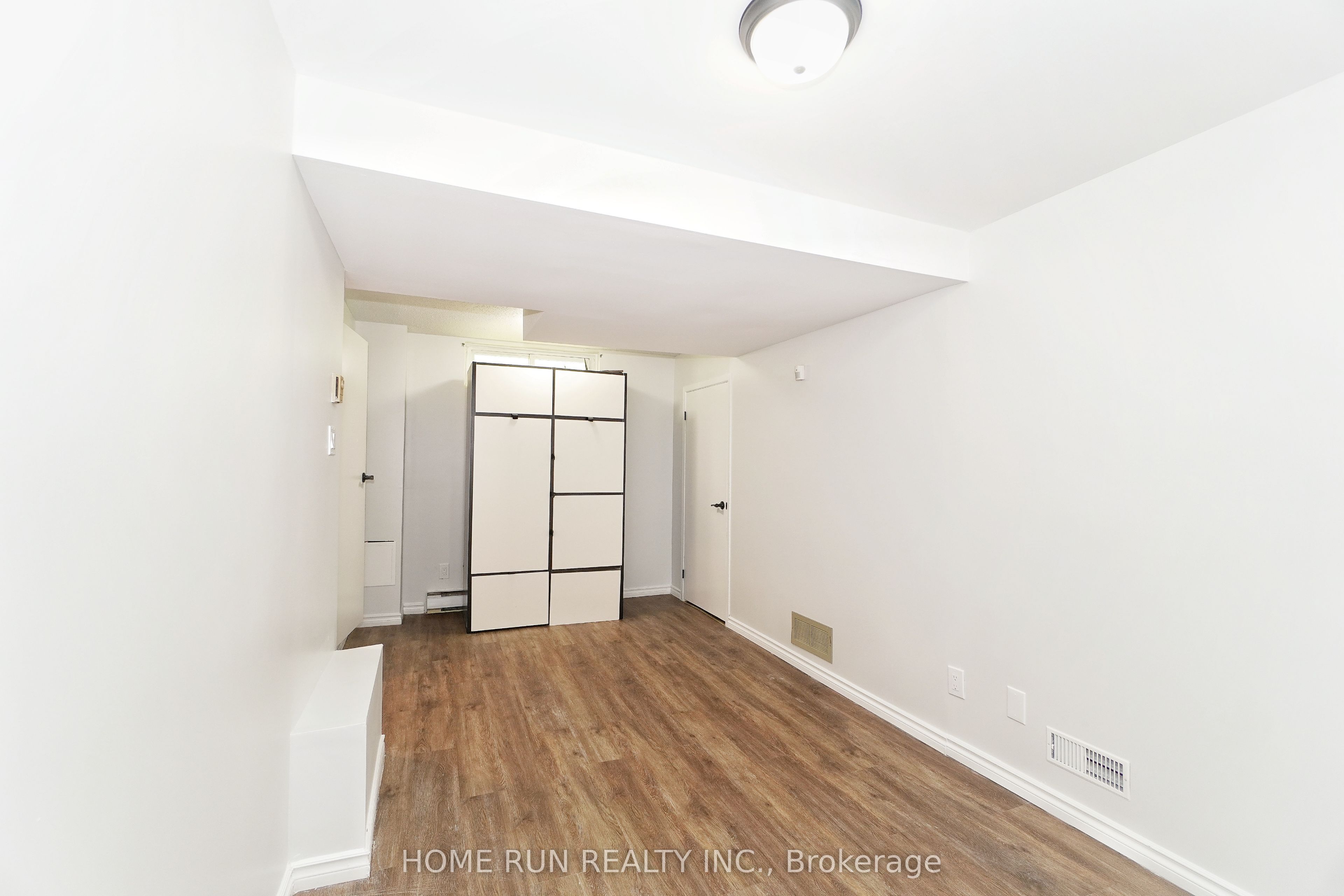 28 Castlebrook Lane A Property Photo 31
