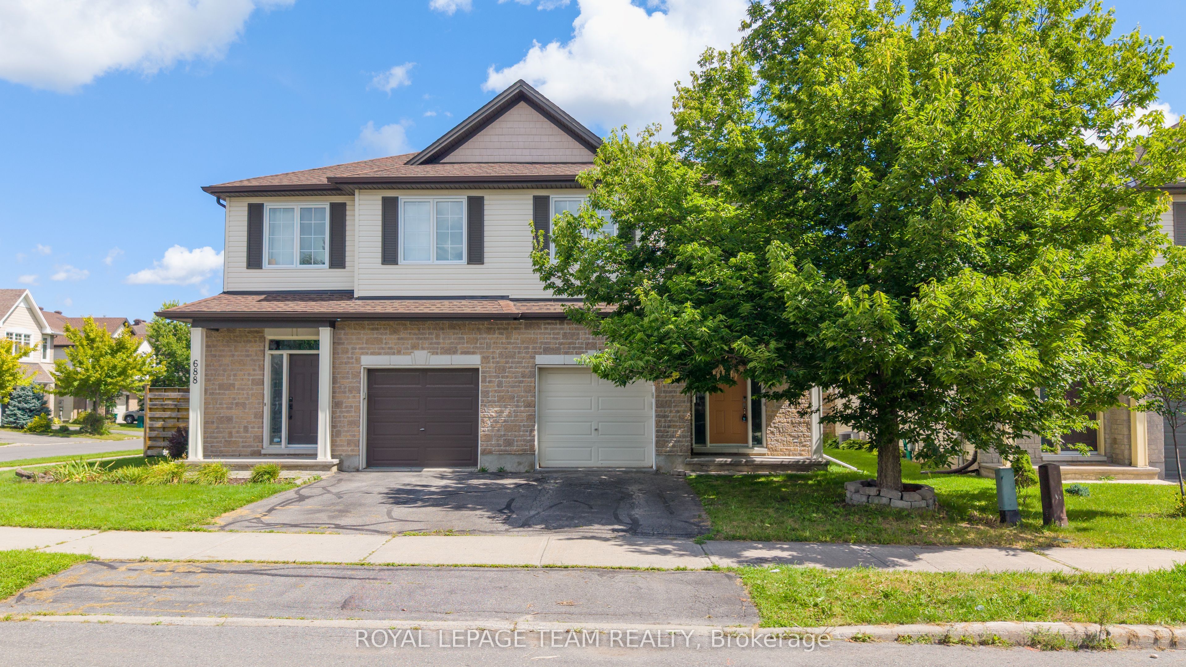 686 White Alder Avenue Property Photo 1