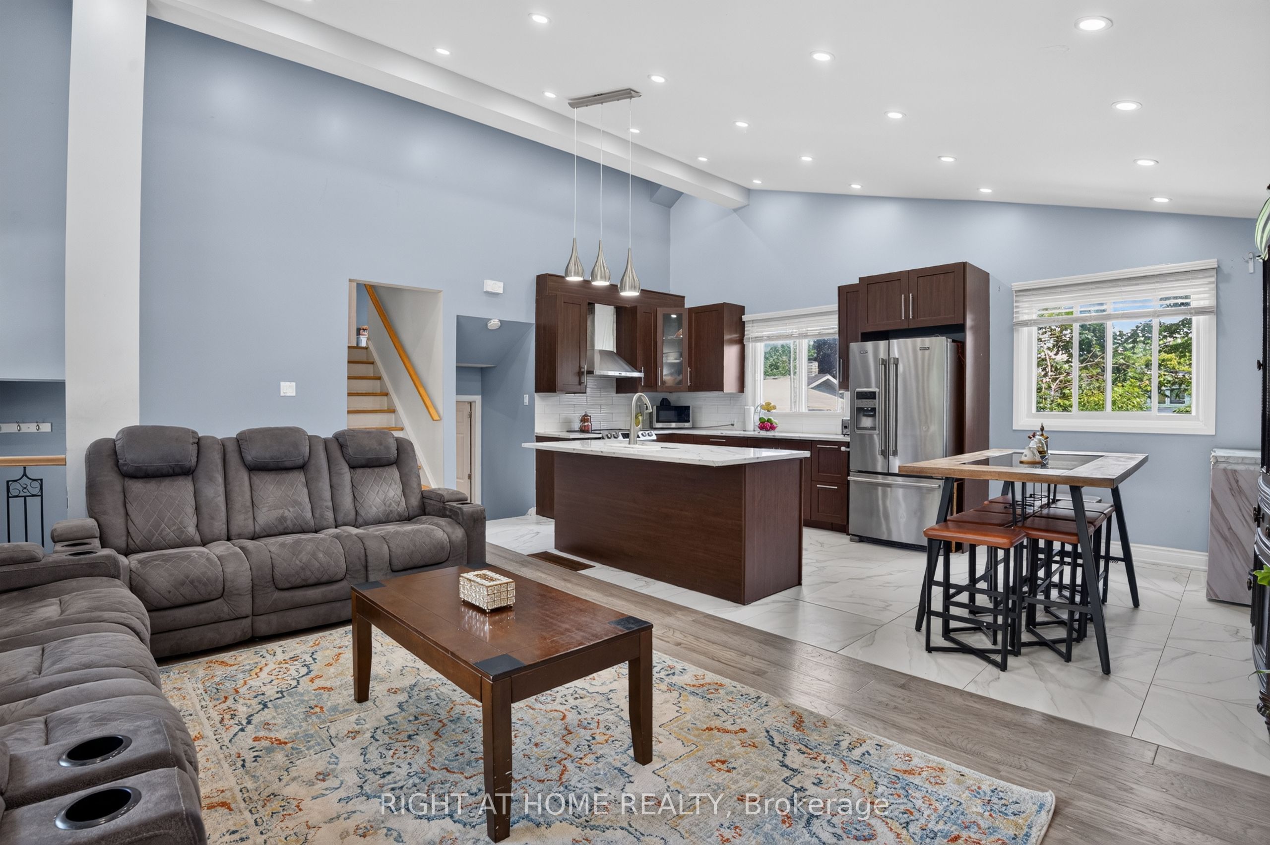 1385 Chartrand Avenue Property Photo 3