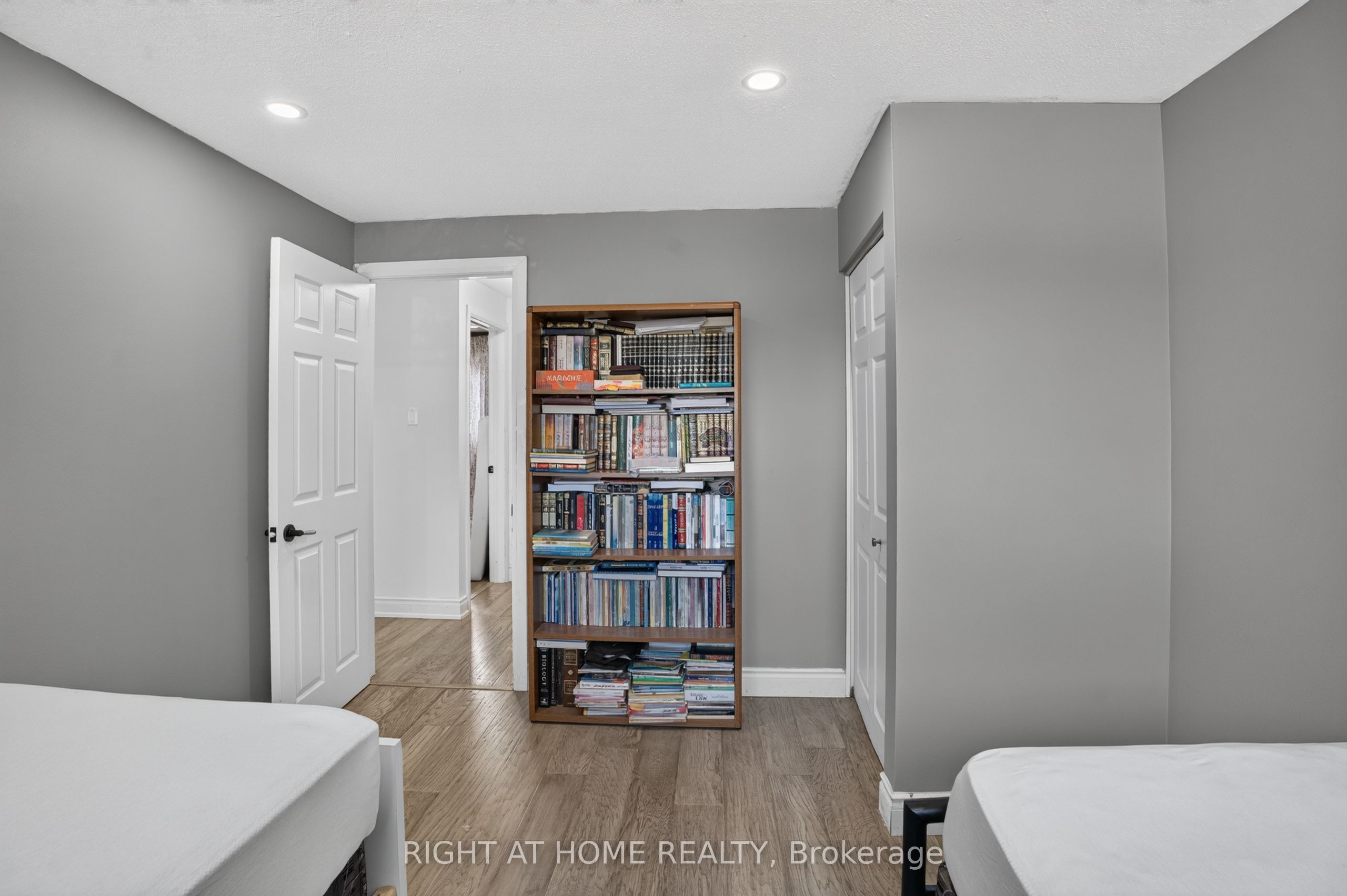 1385 Chartrand Avenue Property Photo 19