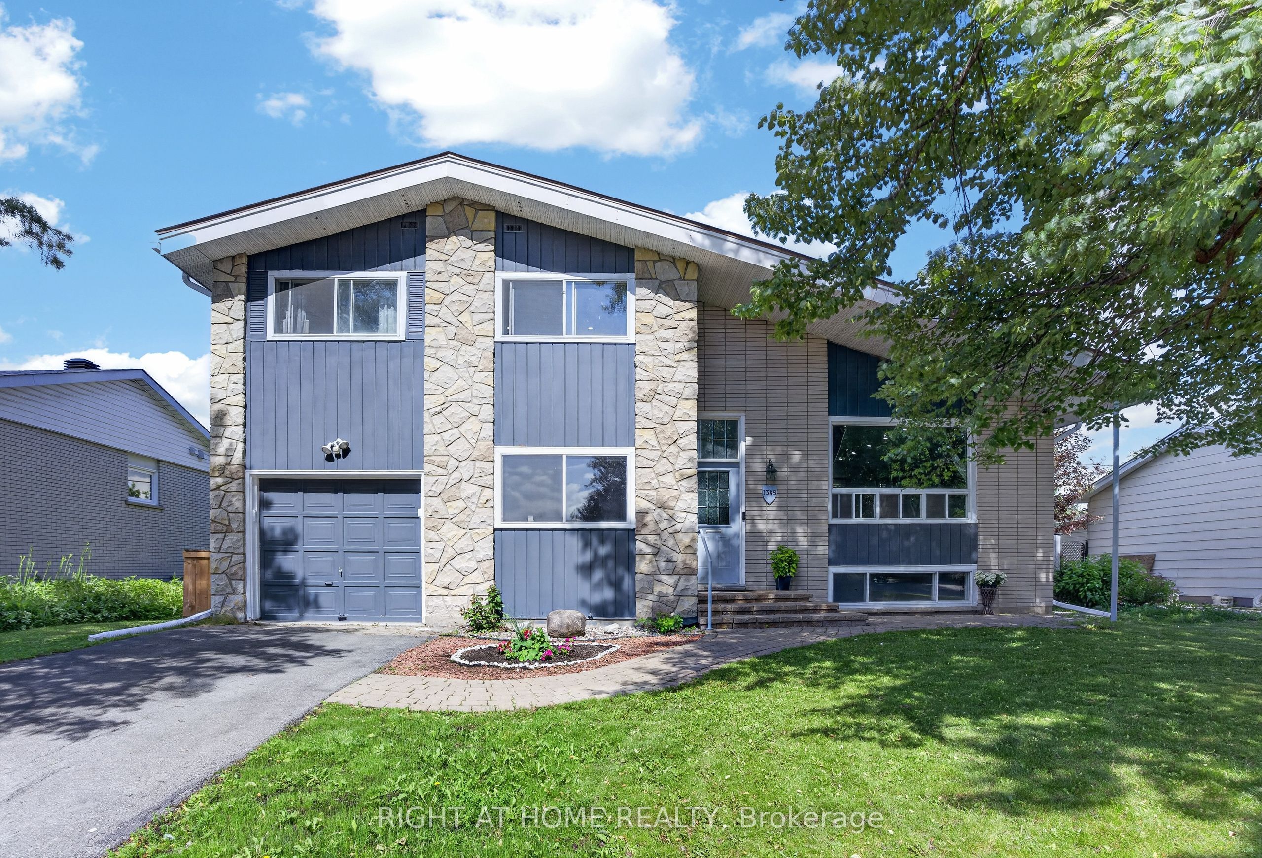 1385 Chartrand Avenue Property Photo 37
