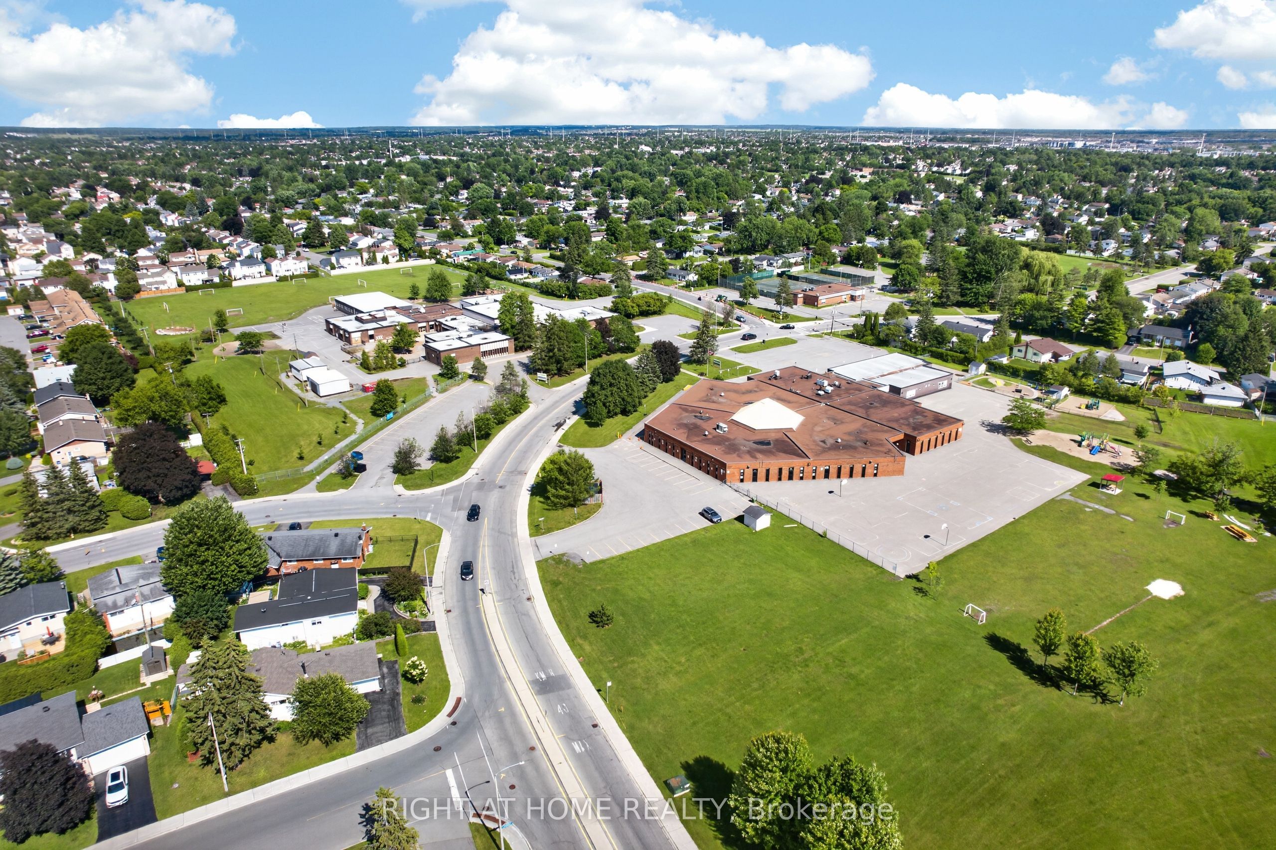 1385 Chartrand Avenue Property Photo 41