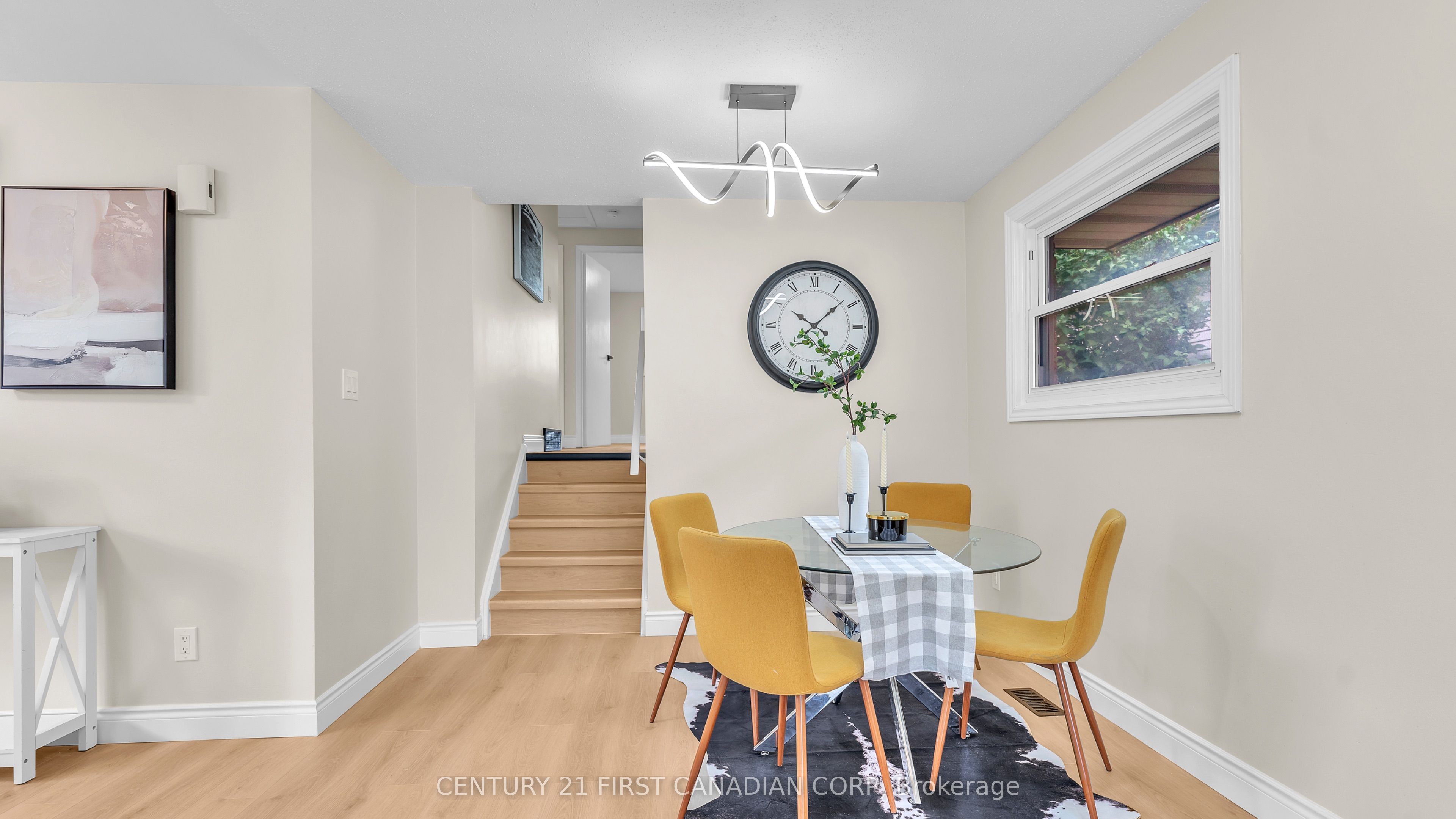 167 Carlyle Drive Property Photo 8