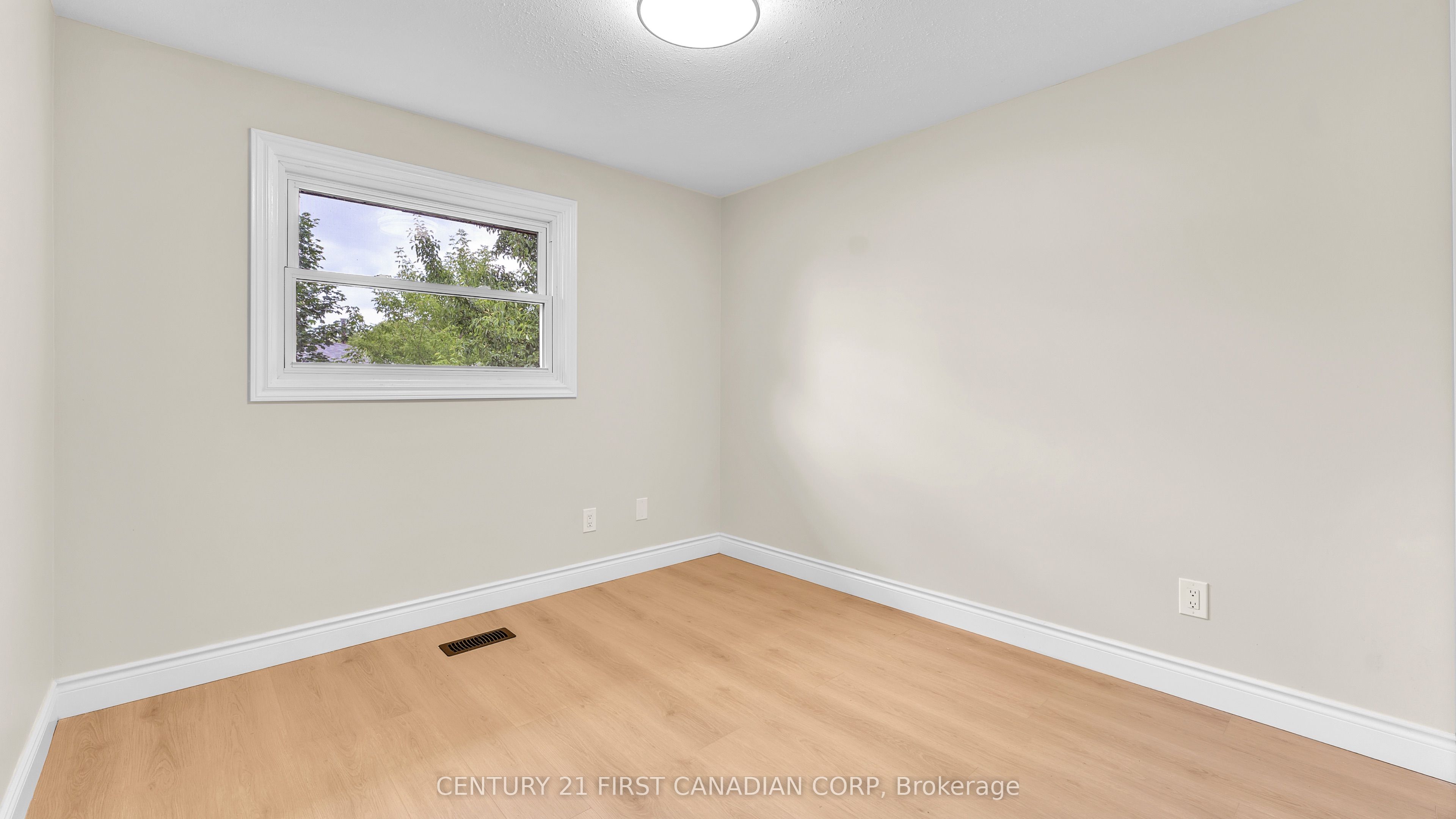 167 Carlyle Drive Property Photo 13