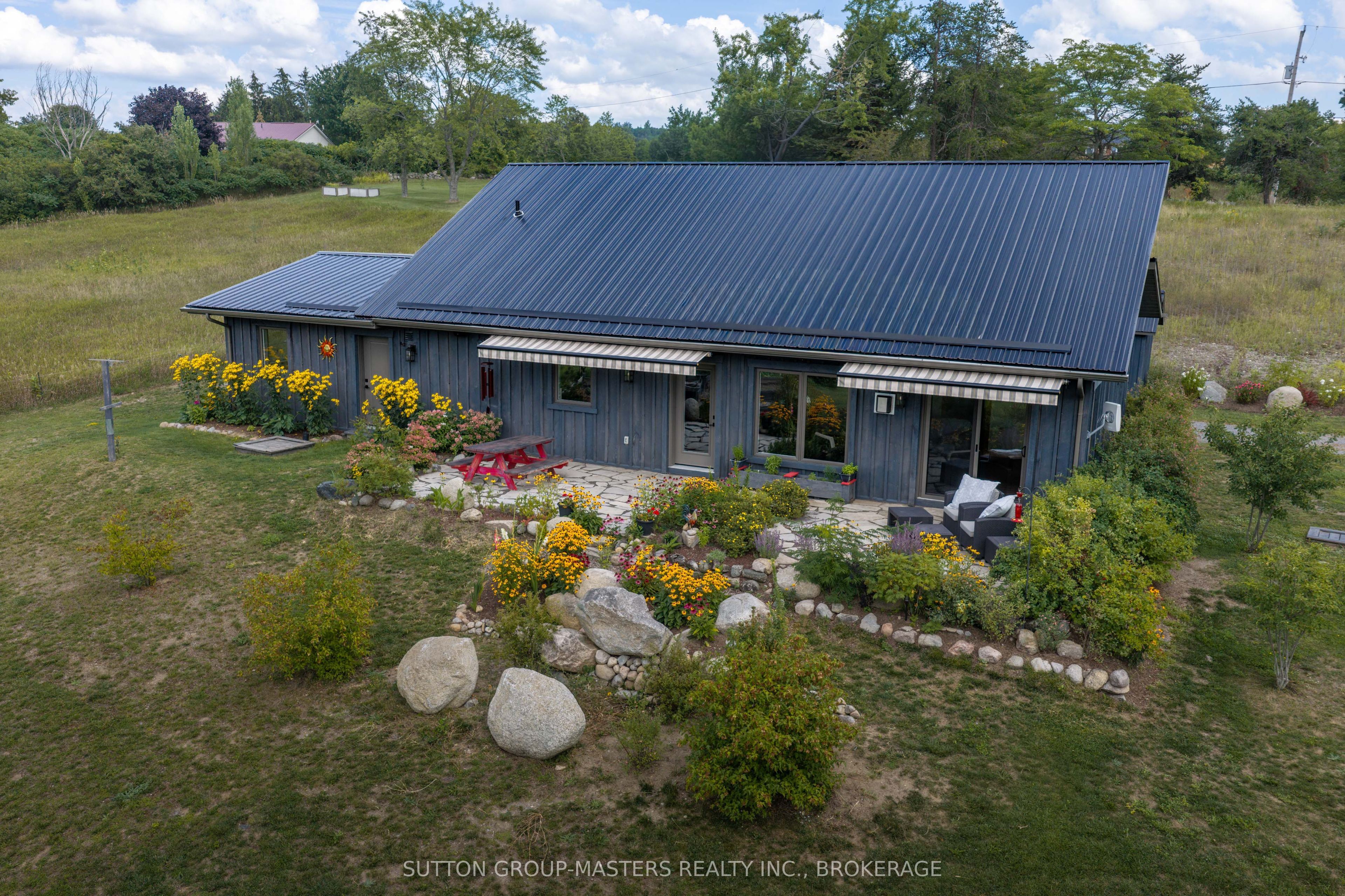715 Moira Road Property Photo 1