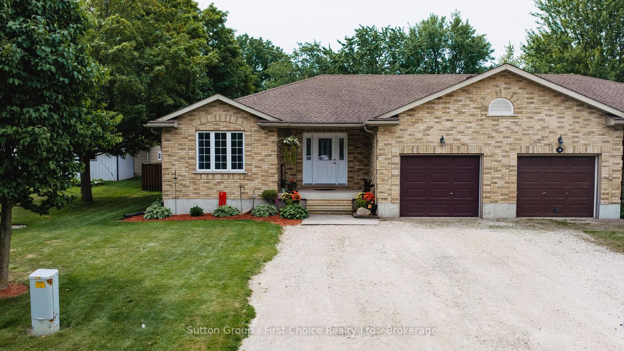 56 Huron Road Property Photo 1