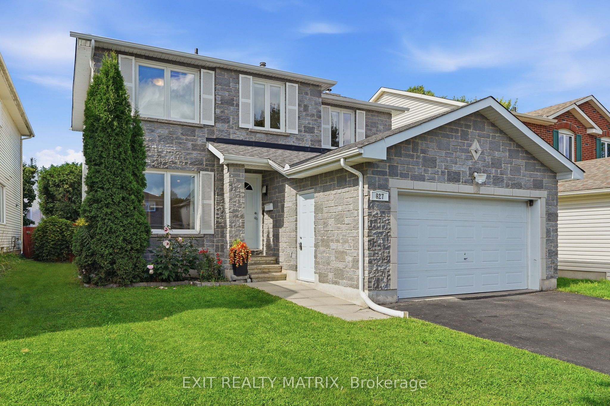 627 Chenier Way Property Photo 1