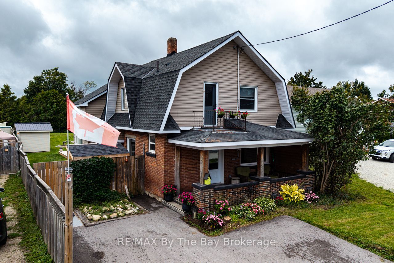 794116 Grey Rd 124 Road Property Photo 1