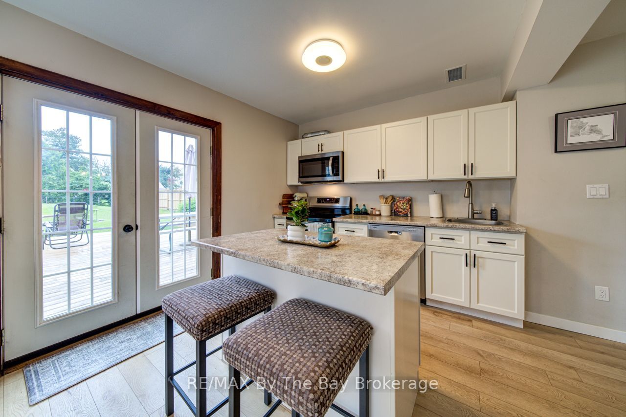 794116 Grey Rd 124 Road Property Photo 5
