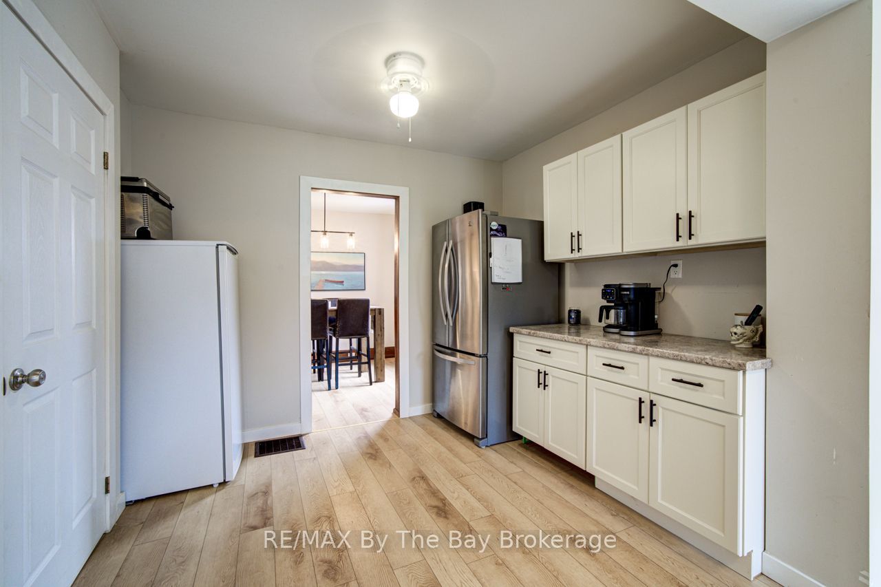 794116 Grey Rd 124 Road Property Photo 9
