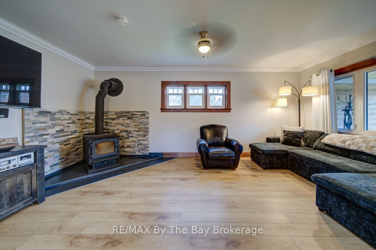 794116 Grey Rd 124 Road Property Photo 28