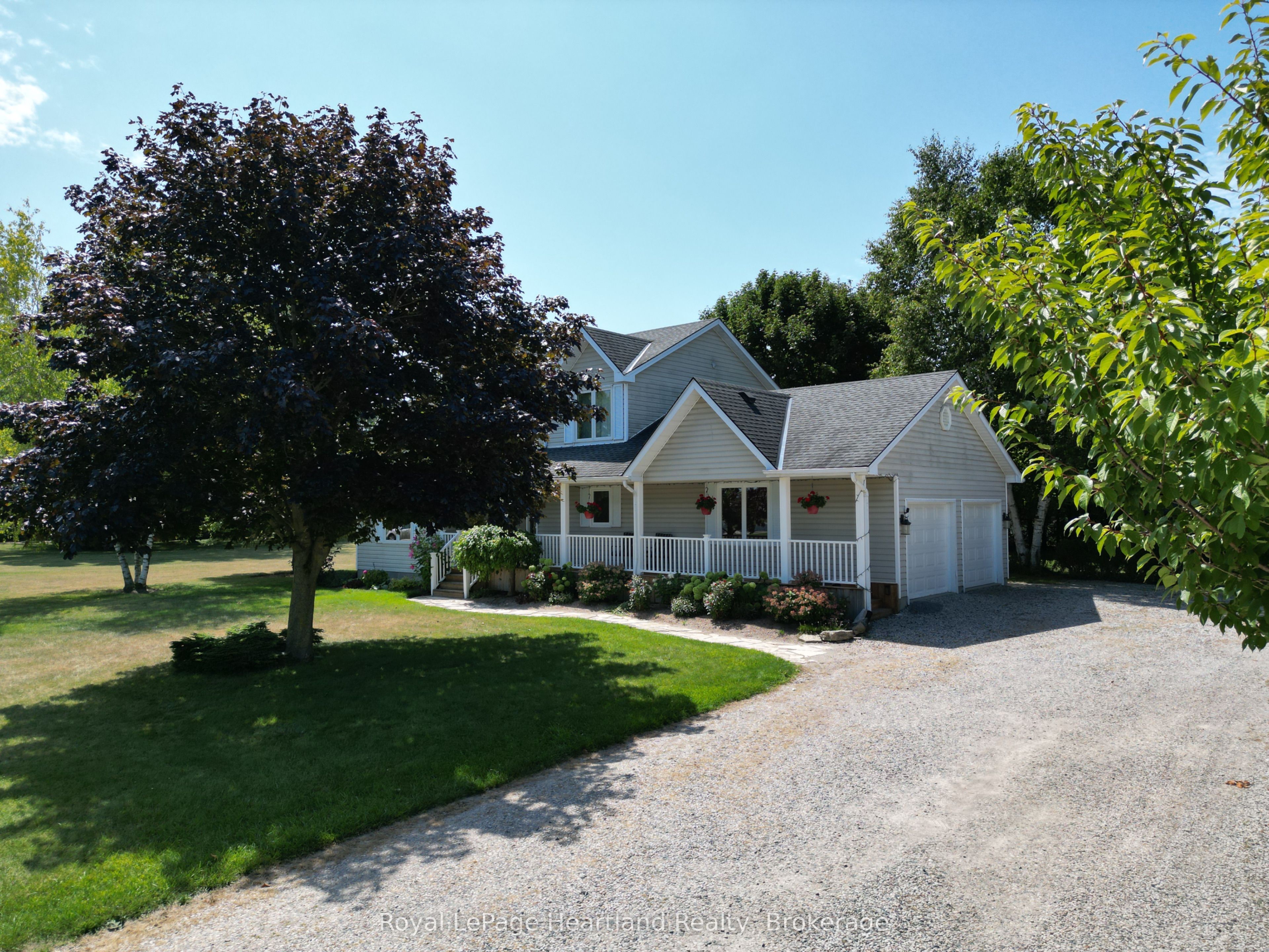 155 Victoria Drive Property Photo 4