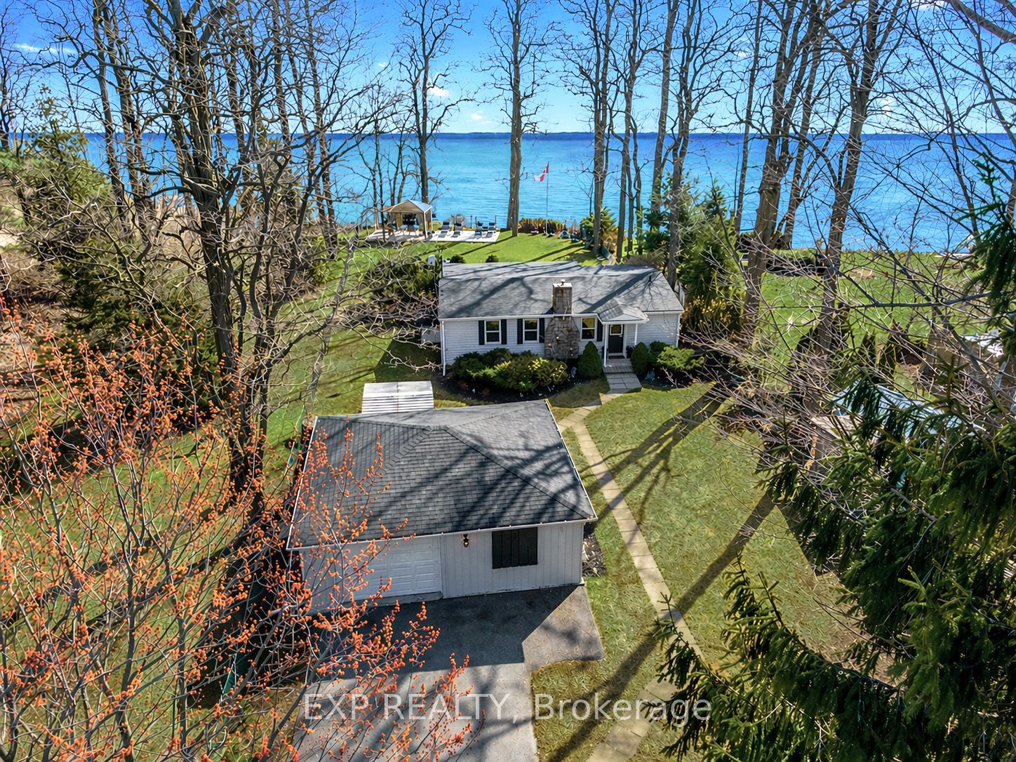 113 Victoria Beach Road Property Photo 1
