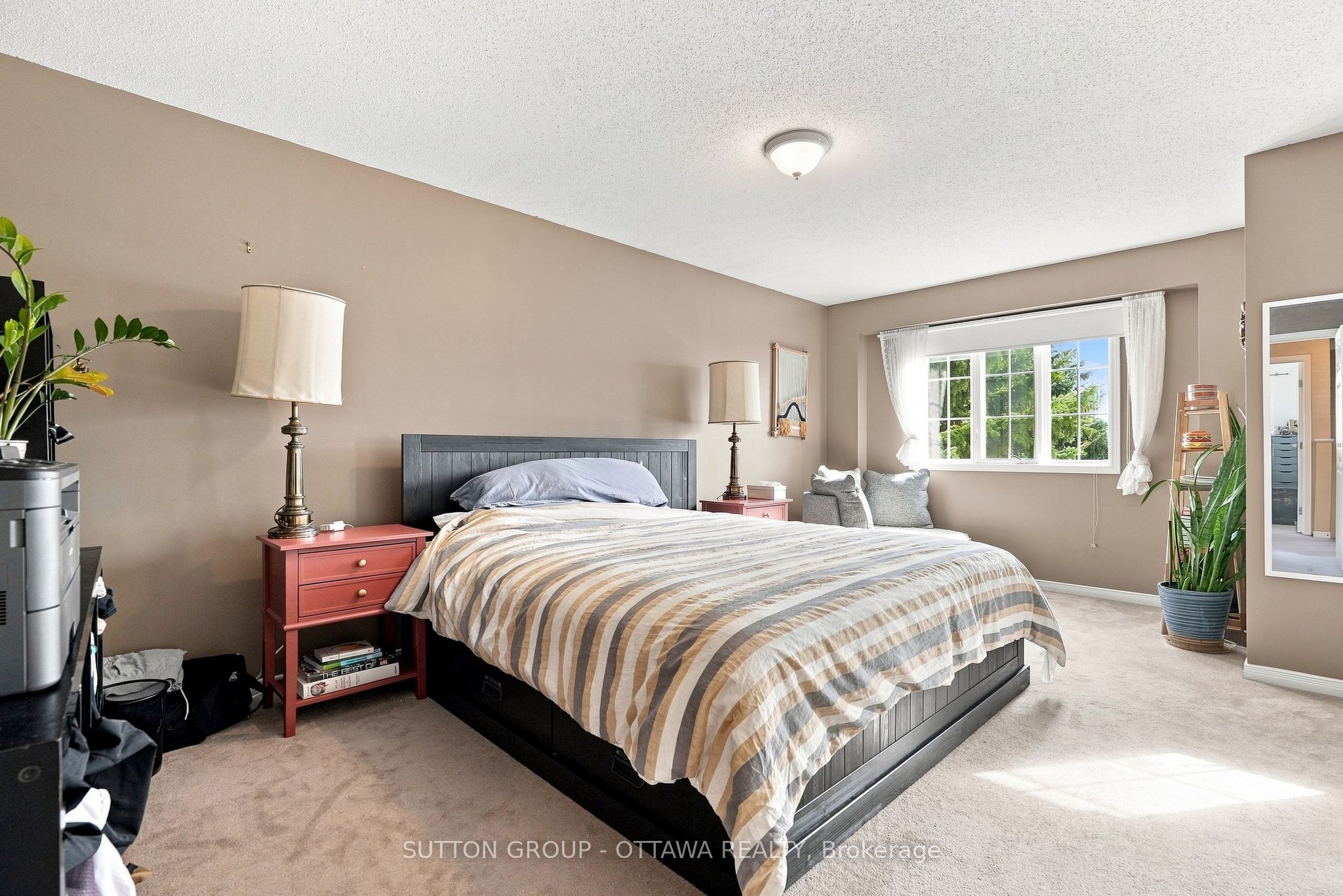 22 Manhattan Crescent Property Photo 15