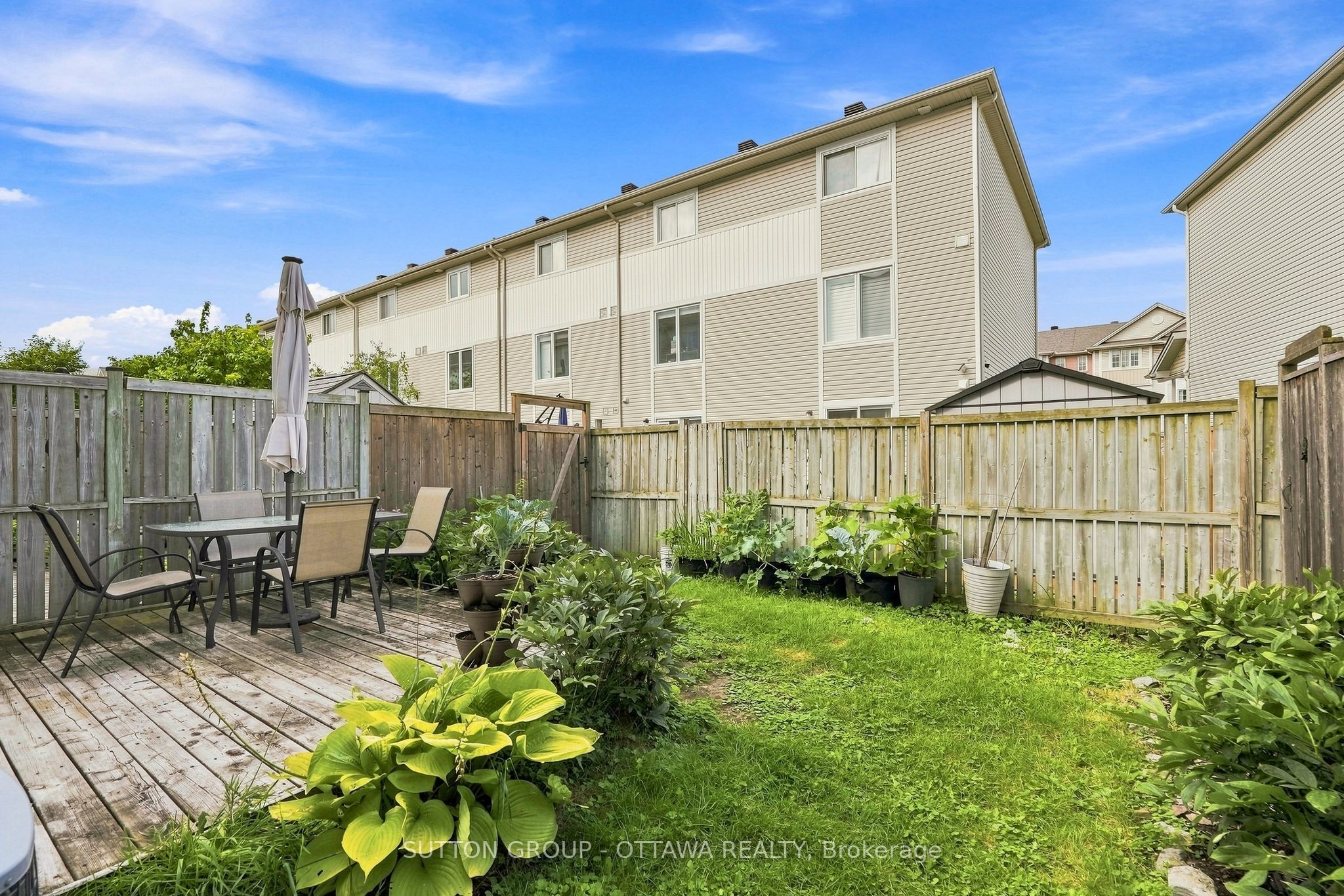 22 Manhattan Crescent Property Photo 25