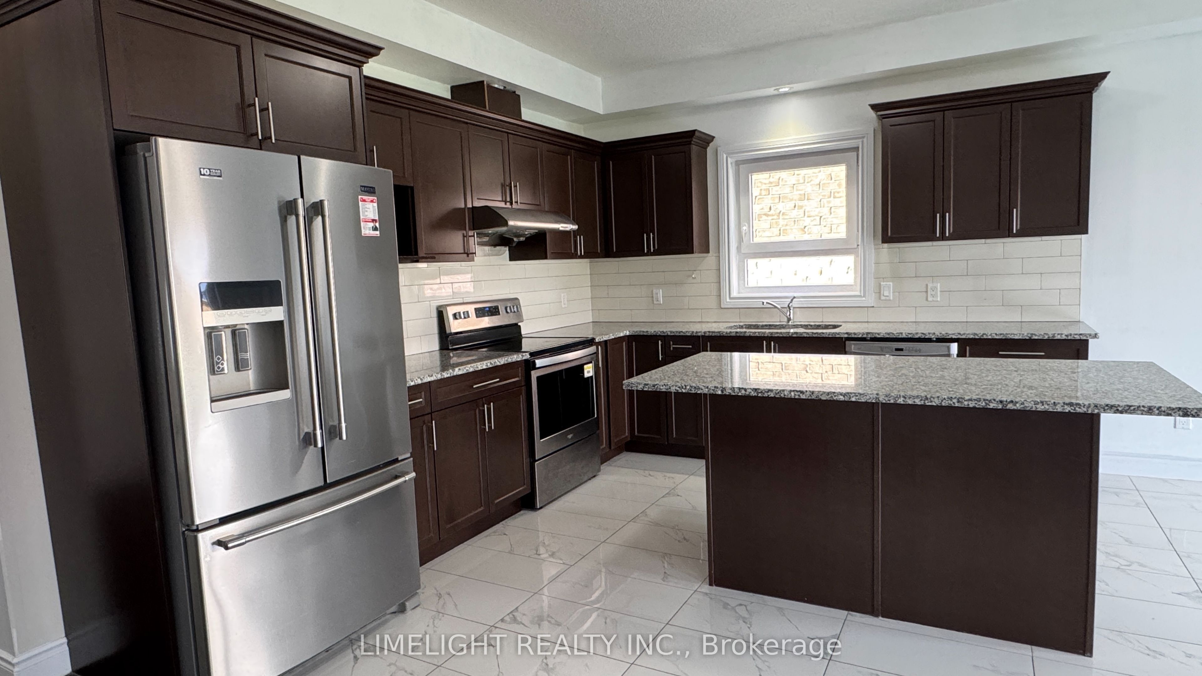 1942 Cedarpark Drive Property Photo 7