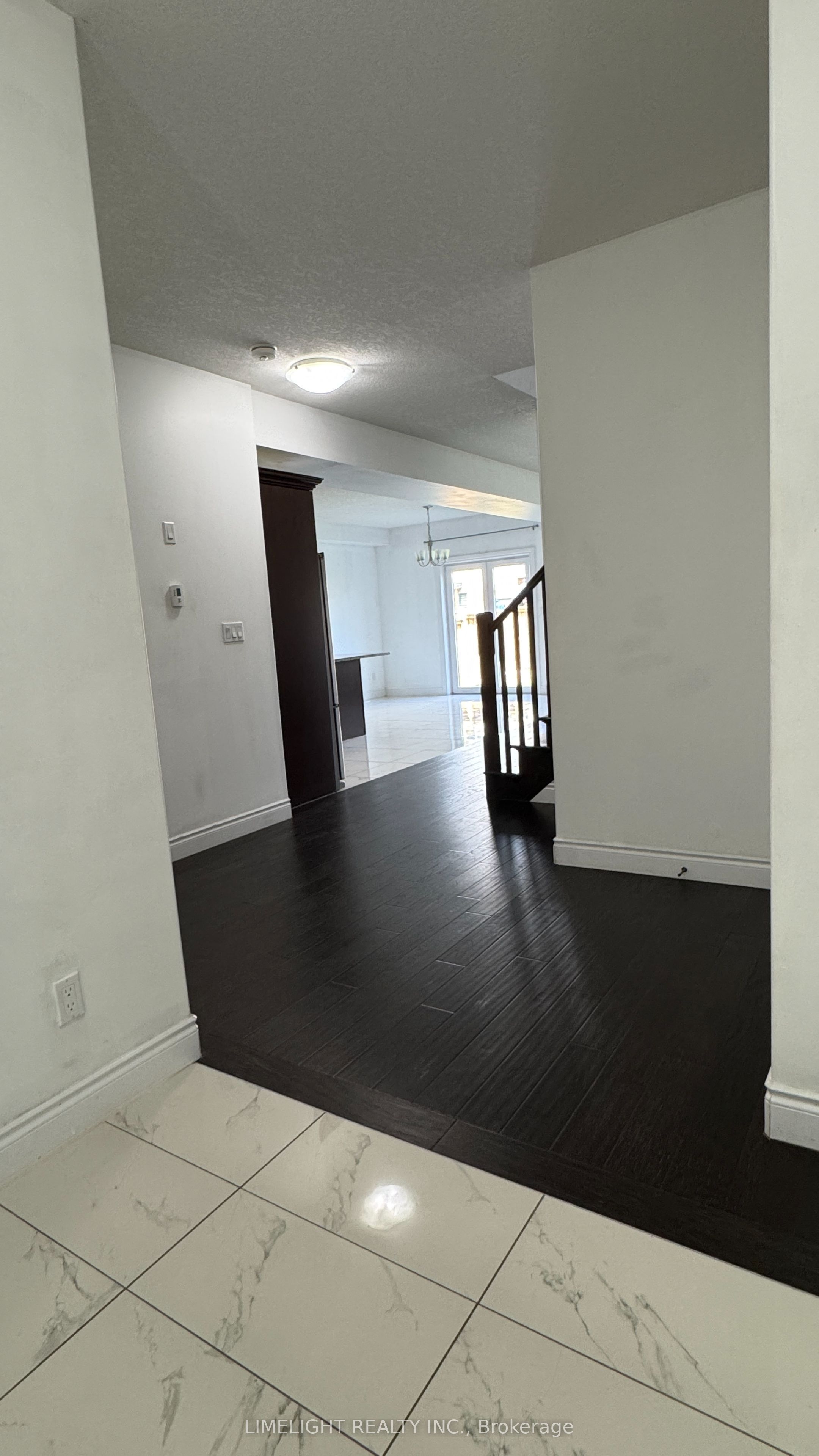 1942 Cedarpark Drive Property Photo 13