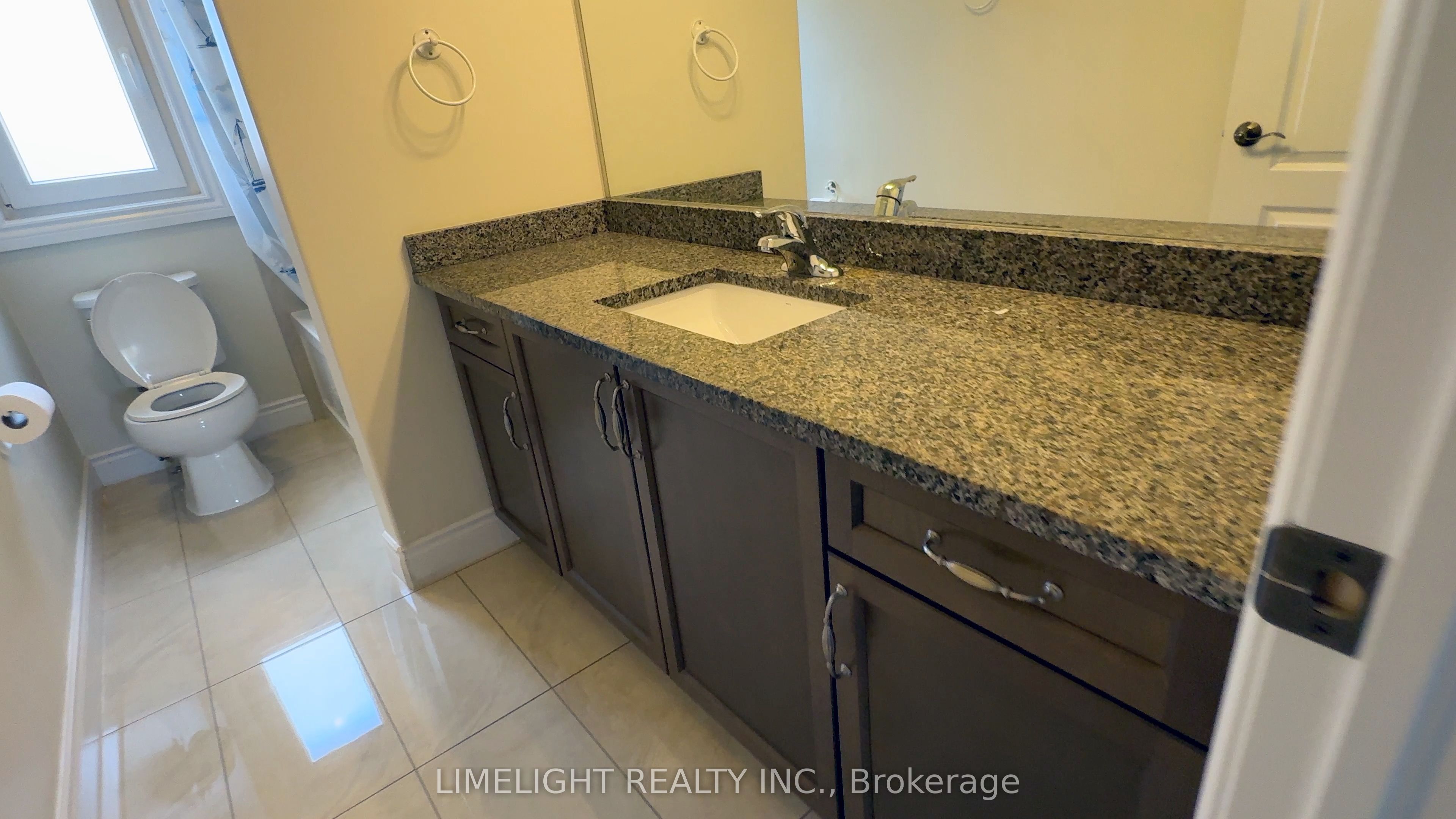 1942 Cedarpark Drive Property Photo 33