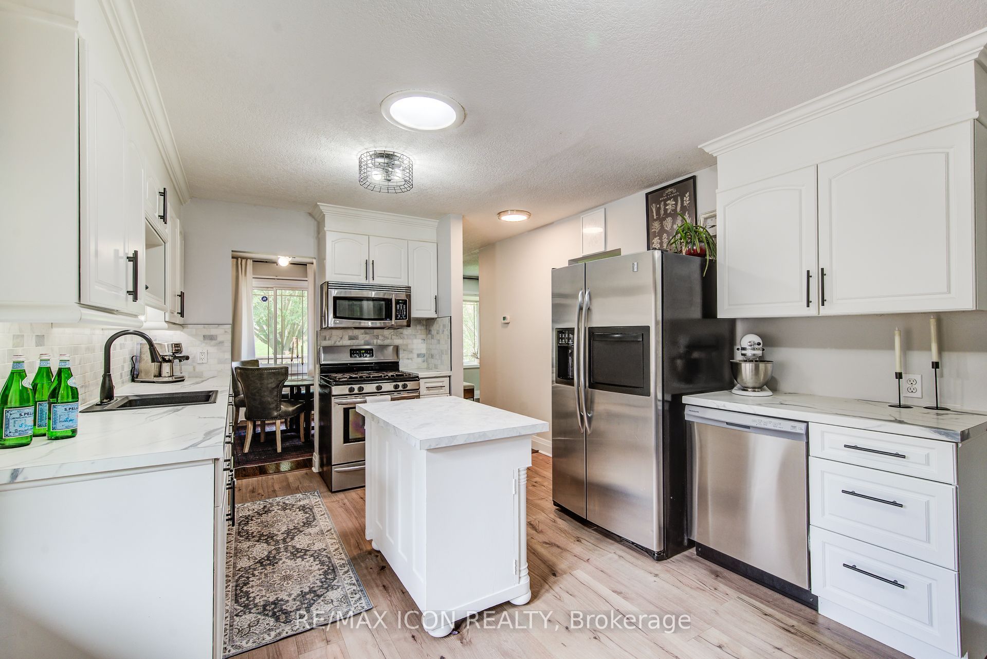 88 Pinedale Drive Property Photo 13