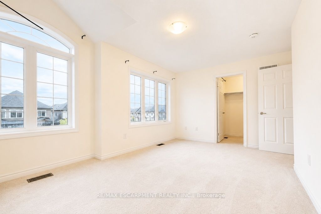 5 Sleeth Street Property Photo 8