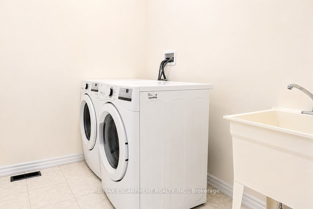 5 Sleeth Street Property Photo 19