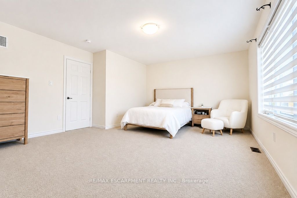 5 Sleeth Street Property Photo 25
