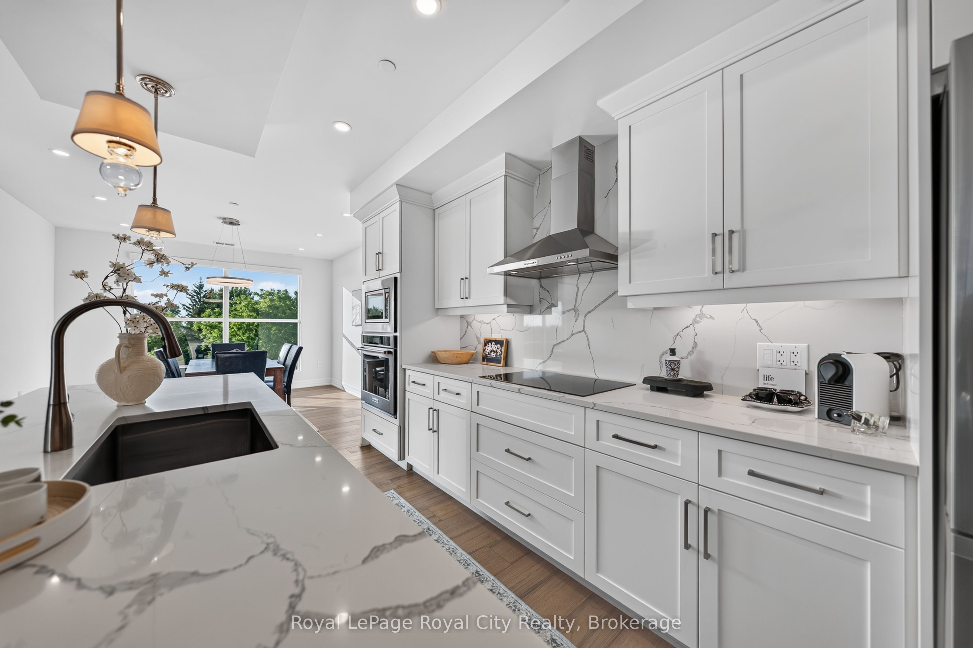 1880 Gordon Street 305 Property Photo 12