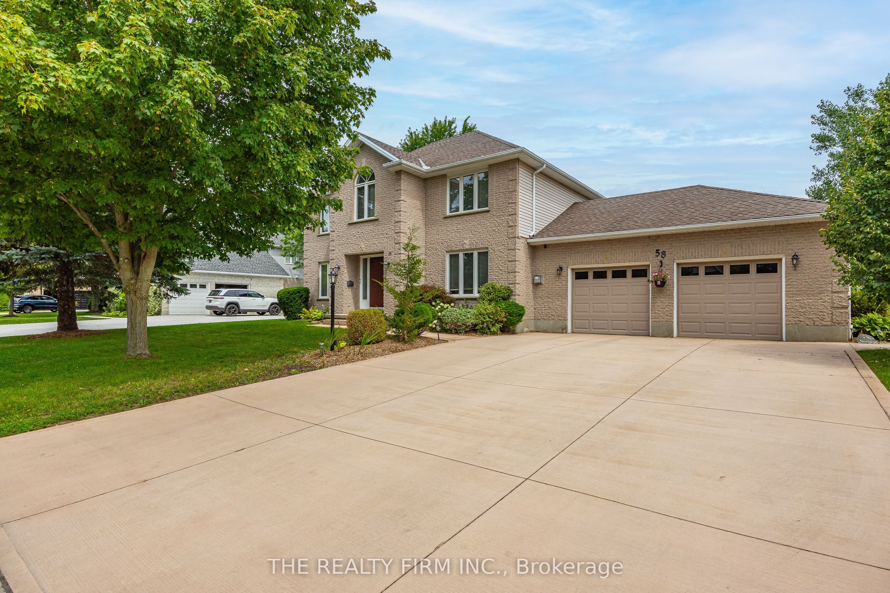58 Dissing Crescent Property Photo 2