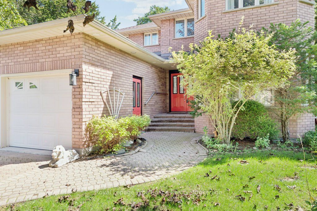 6 Bridlewood Lane Property Photo 1