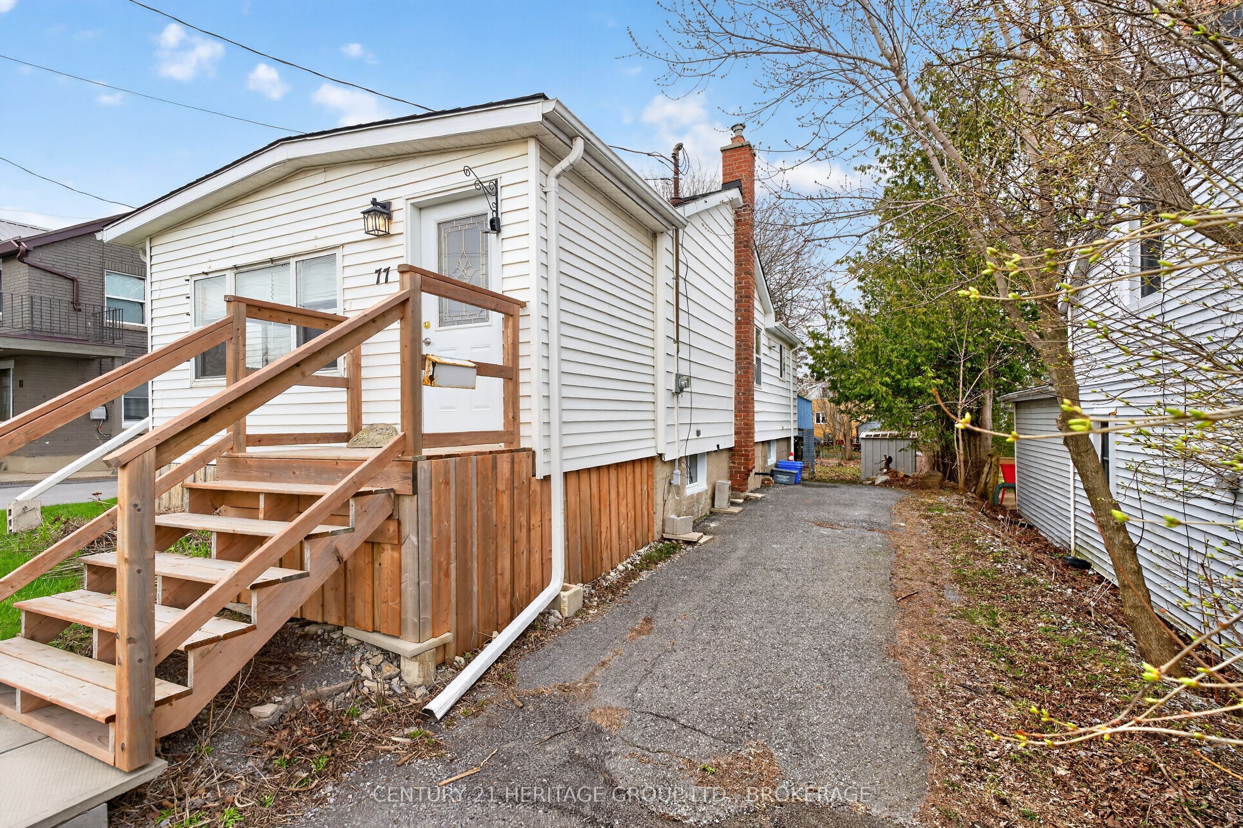 77 Portsmouth Avenue Property Photo 4