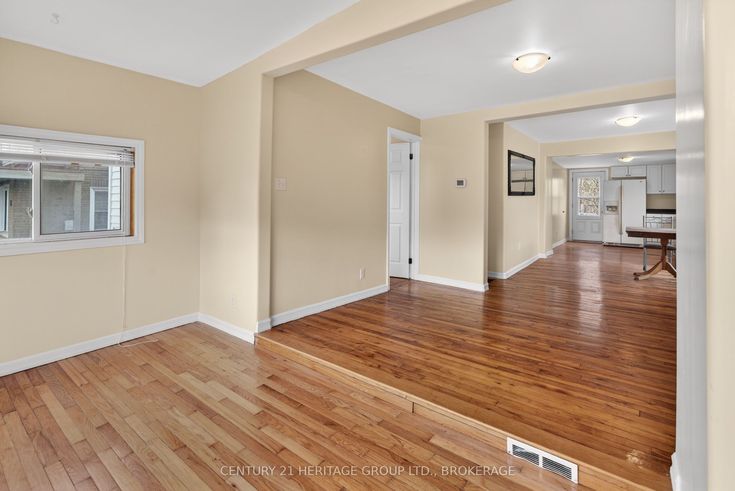77 Portsmouth Avenue Property Photo 7