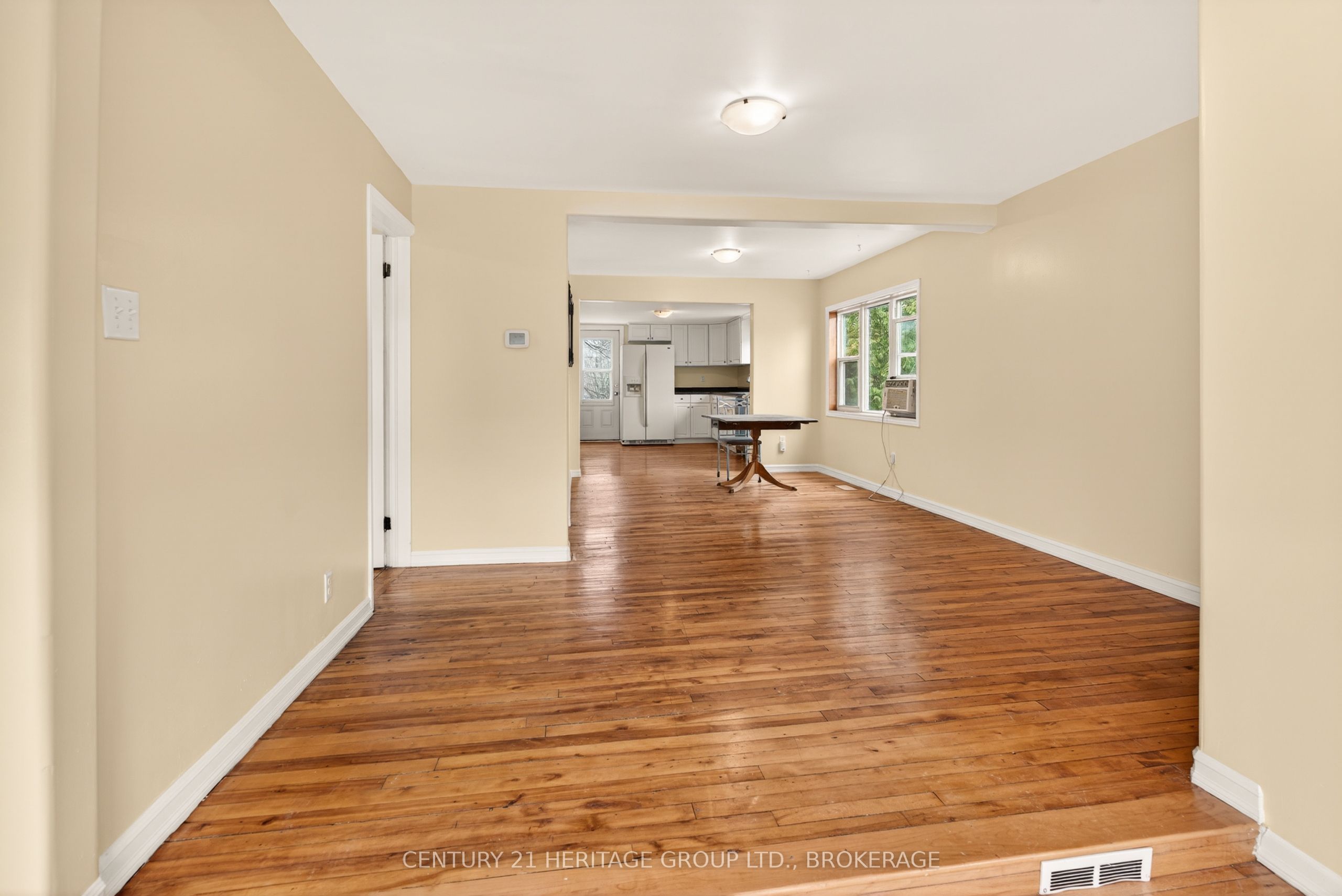 77 Portsmouth Avenue Property Photo 8