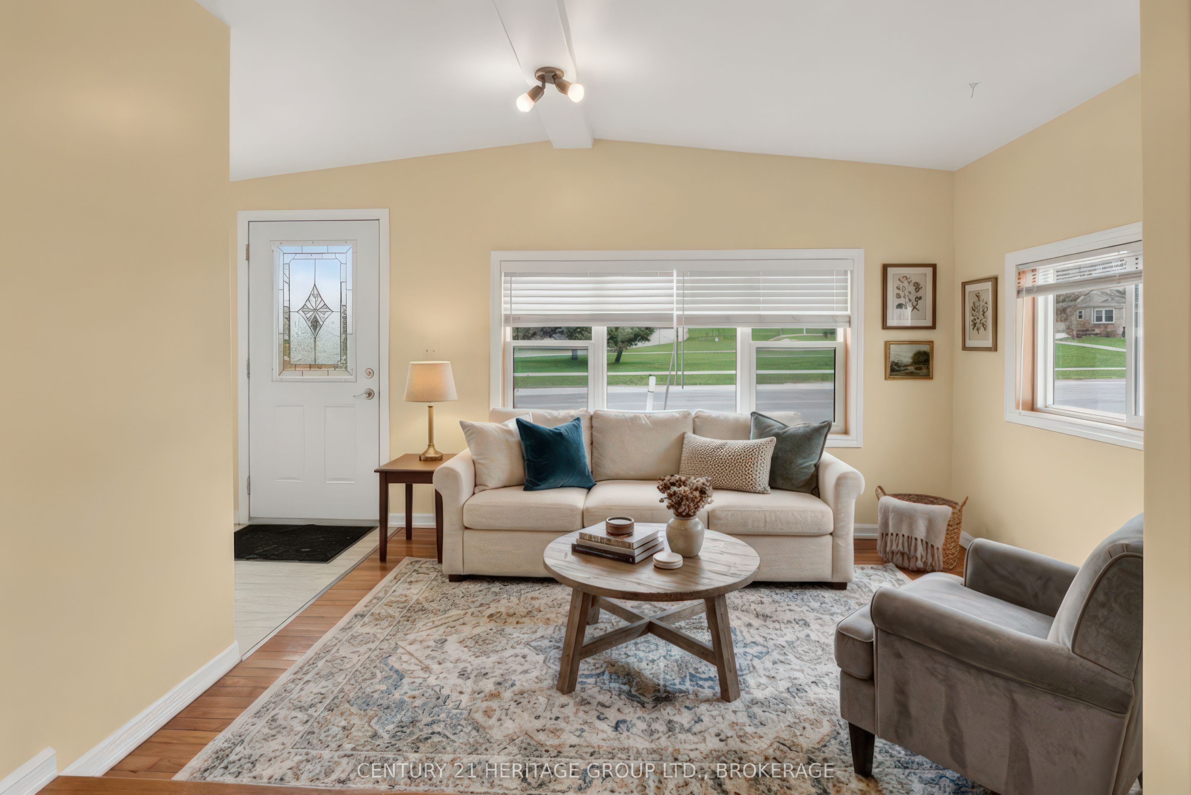 77 Portsmouth Avenue Property Photo 11