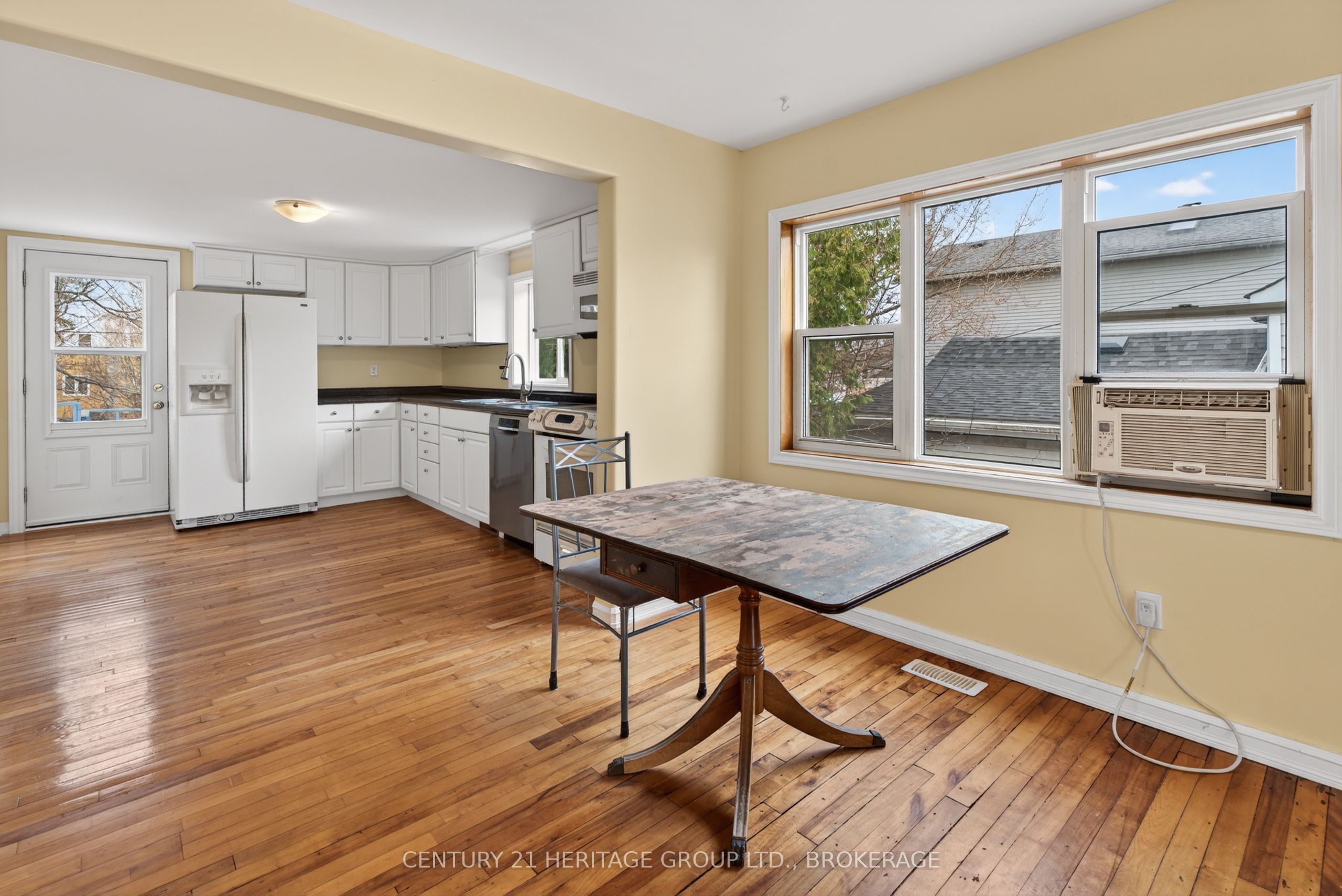 77 Portsmouth Avenue Property Photo 15
