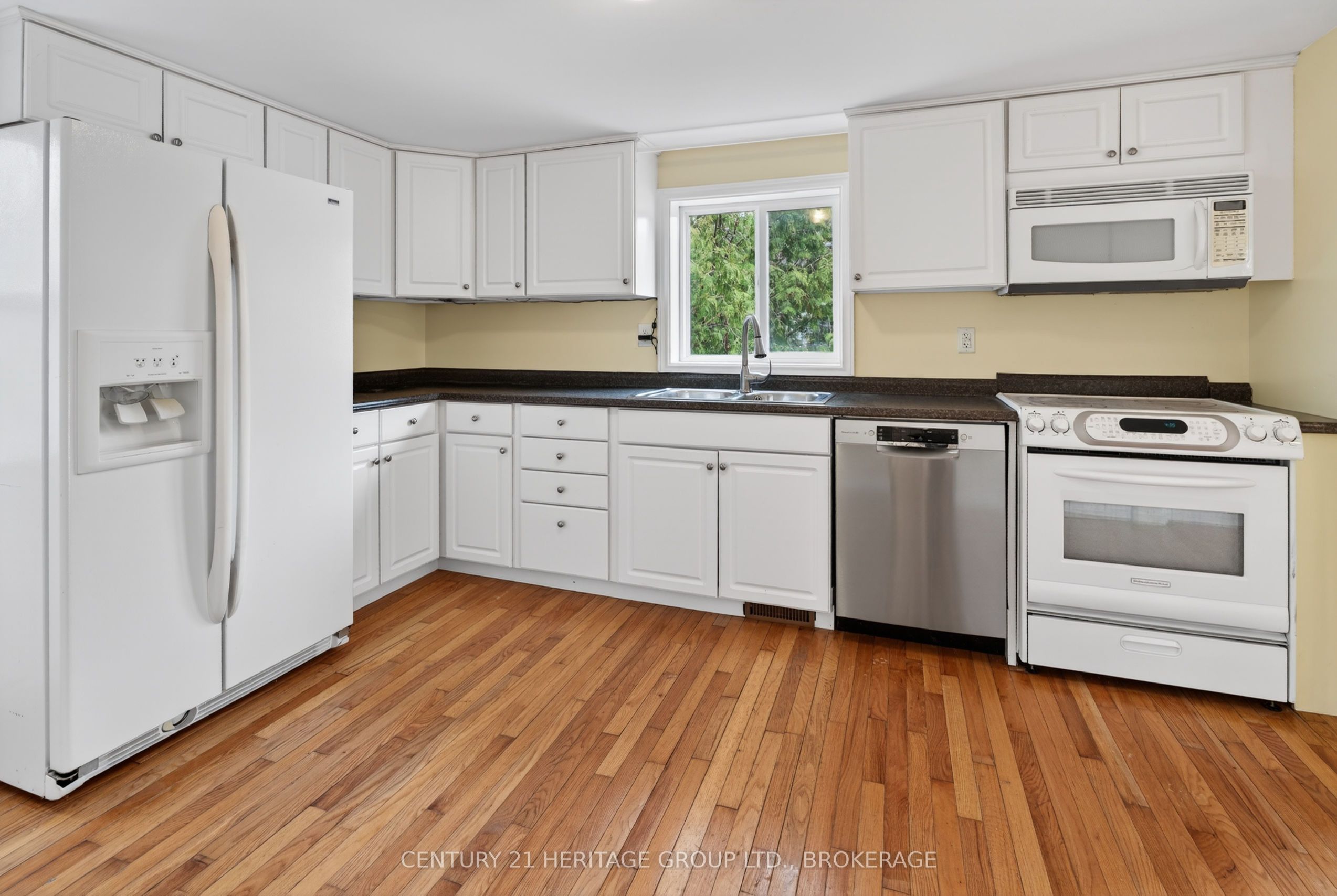 77 Portsmouth Avenue Property Photo 22