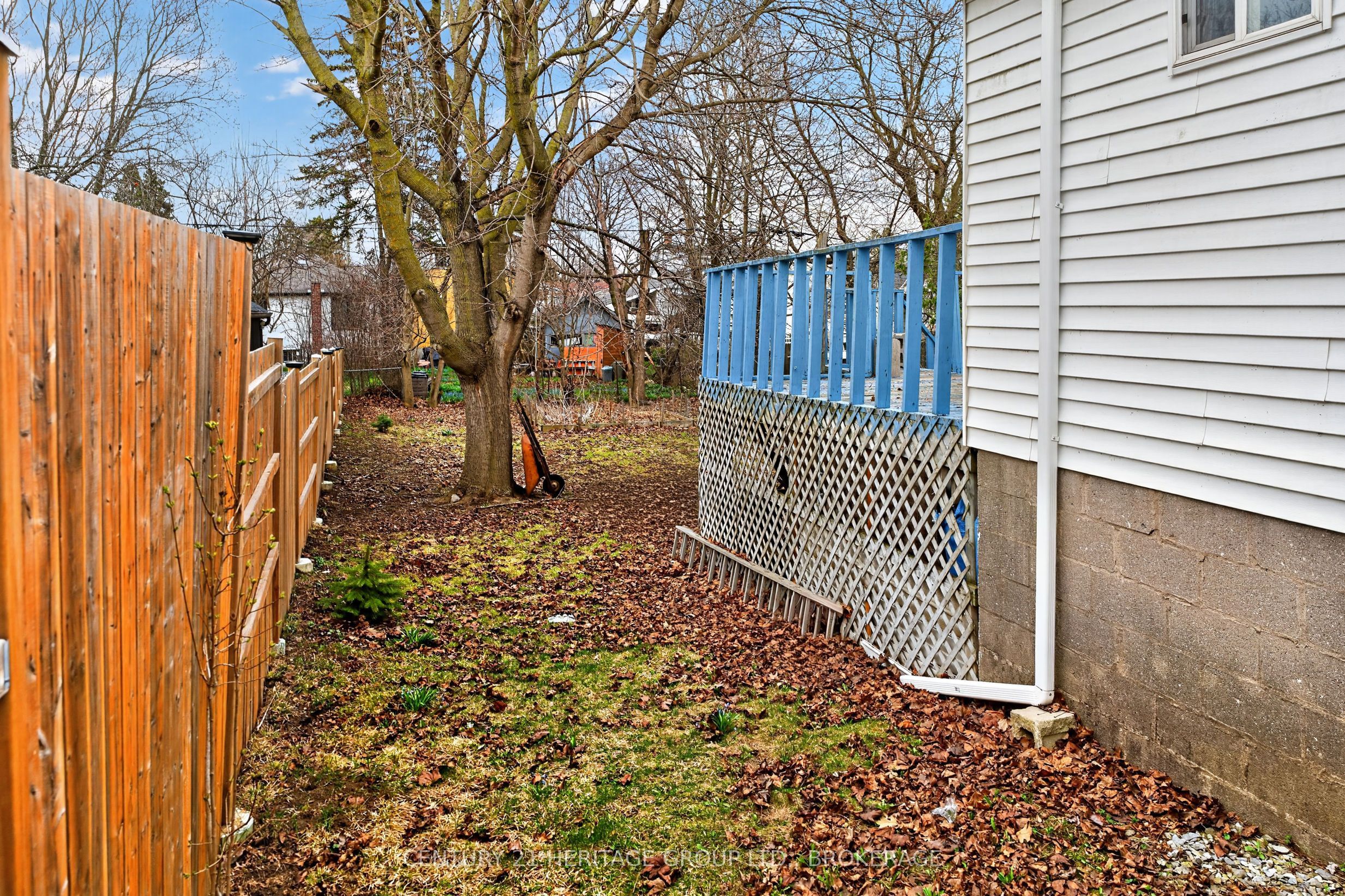 77 Portsmouth Avenue Property Photo 33