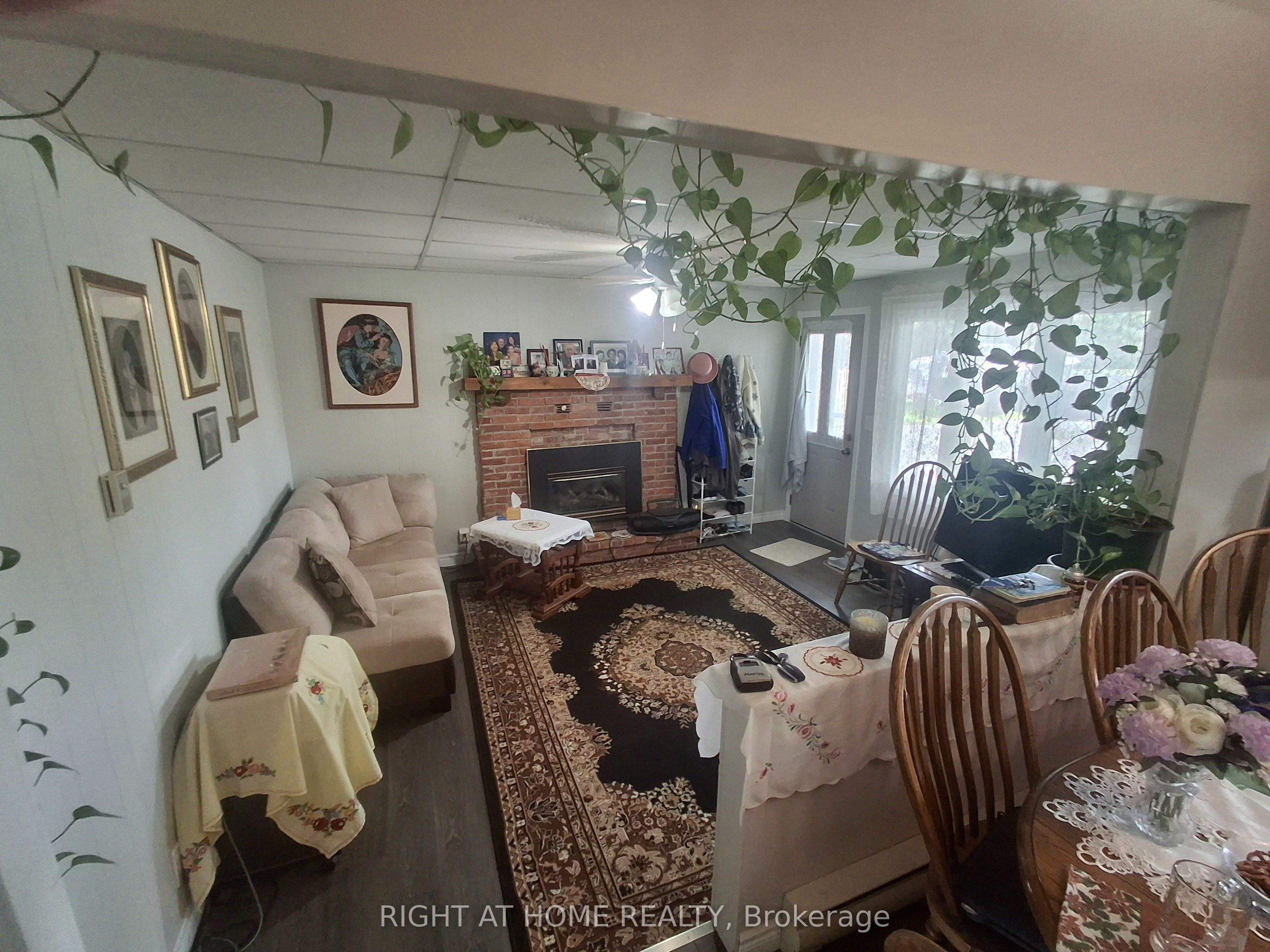 717 Mersea Rd 6 Road E Property Photo 2