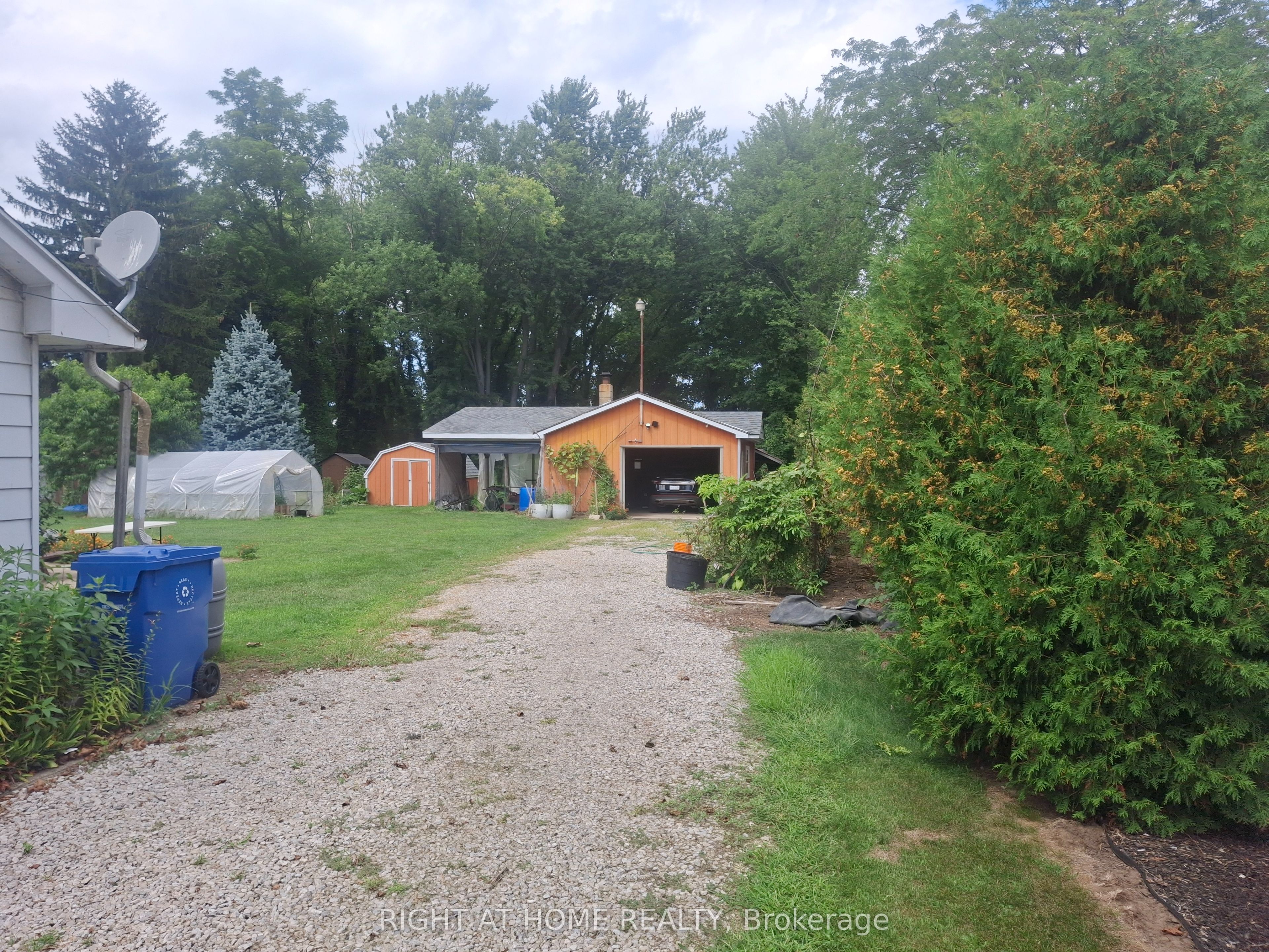 717 Mersea Rd 6 Road E Property Photo 10