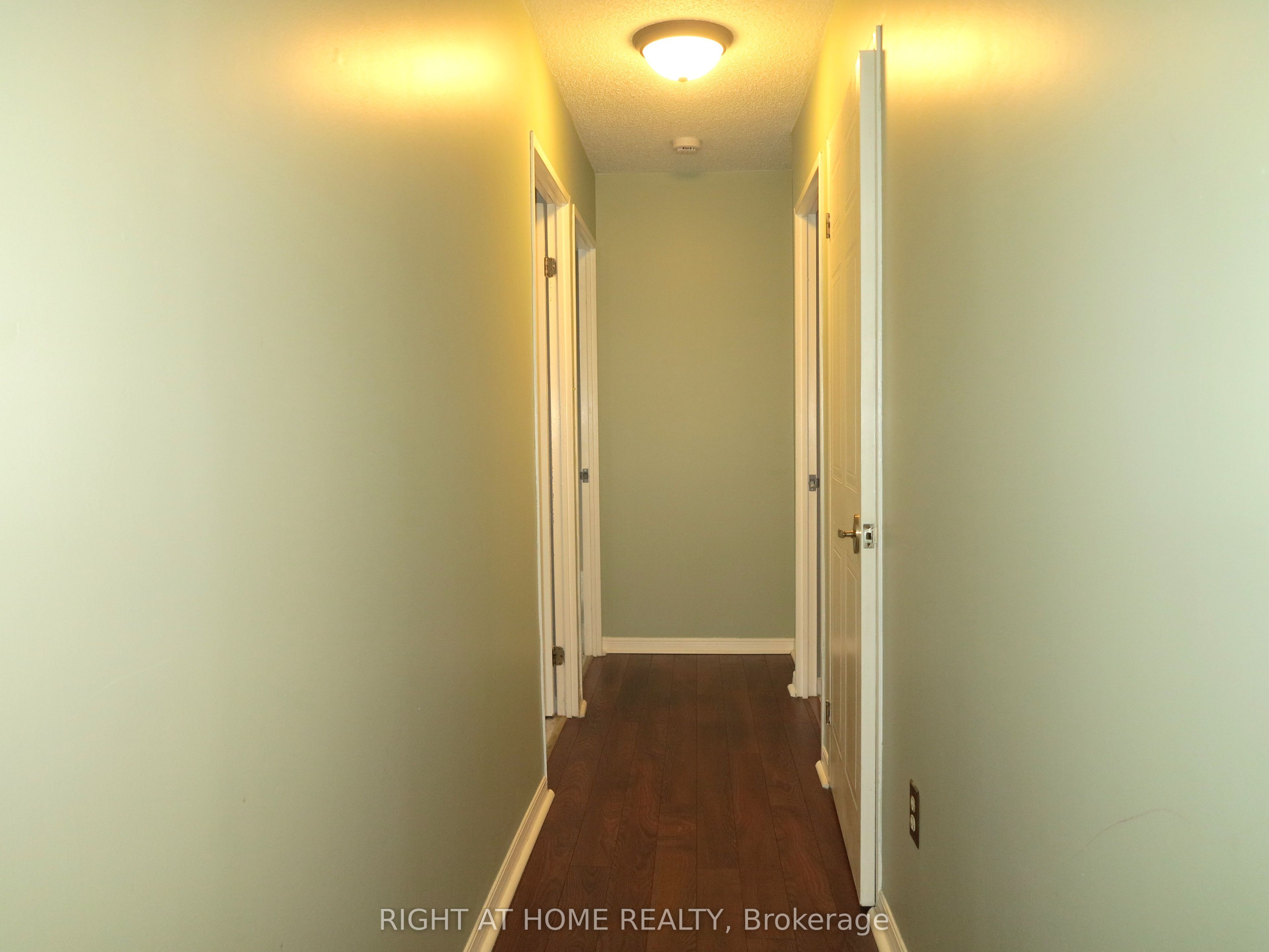 570 Proudfoot Lane 1011 Property Photo 11
