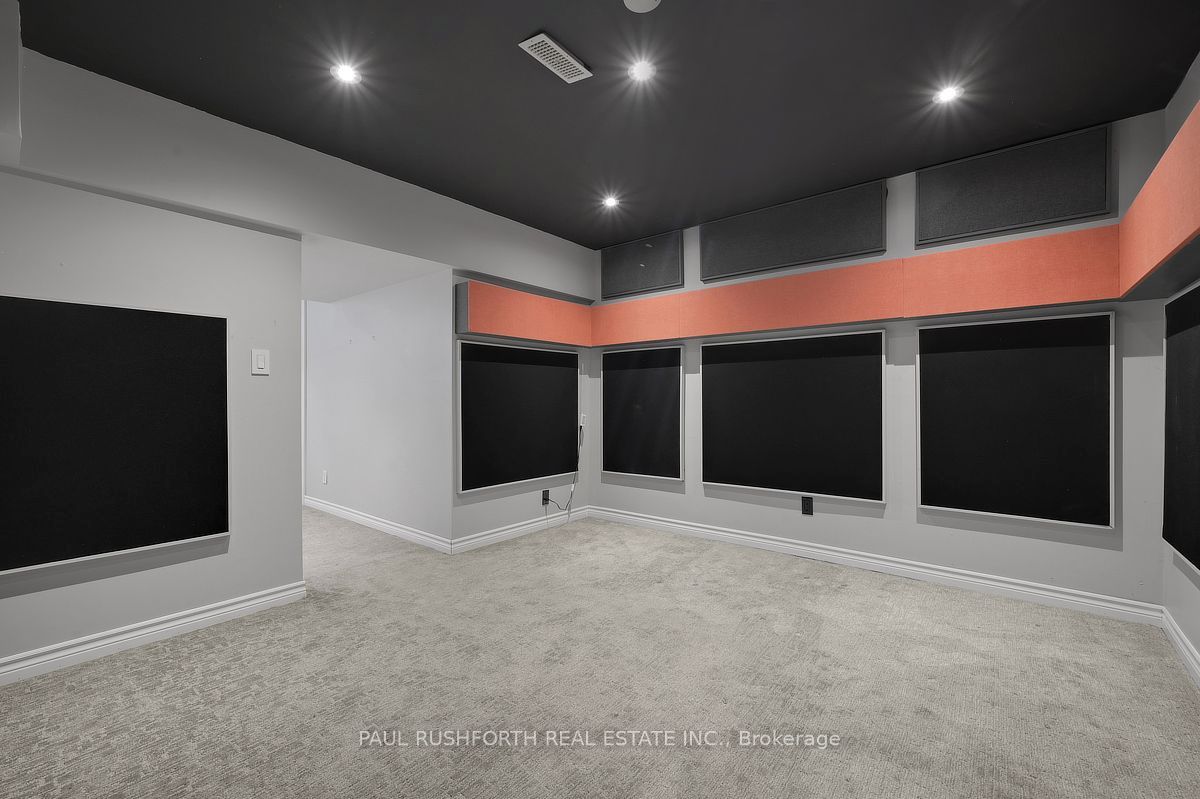 1072 Richard Avenue Property Photo 34