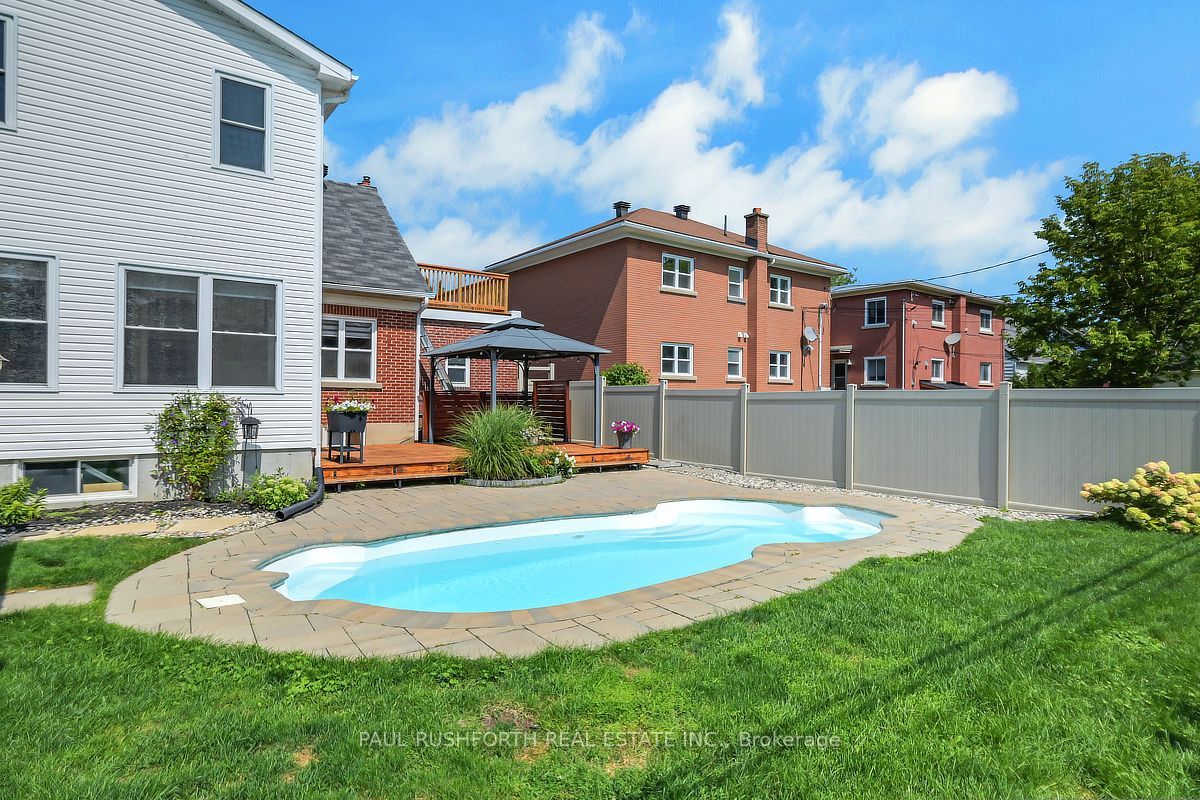 1072 Richard Avenue Property Photo 40