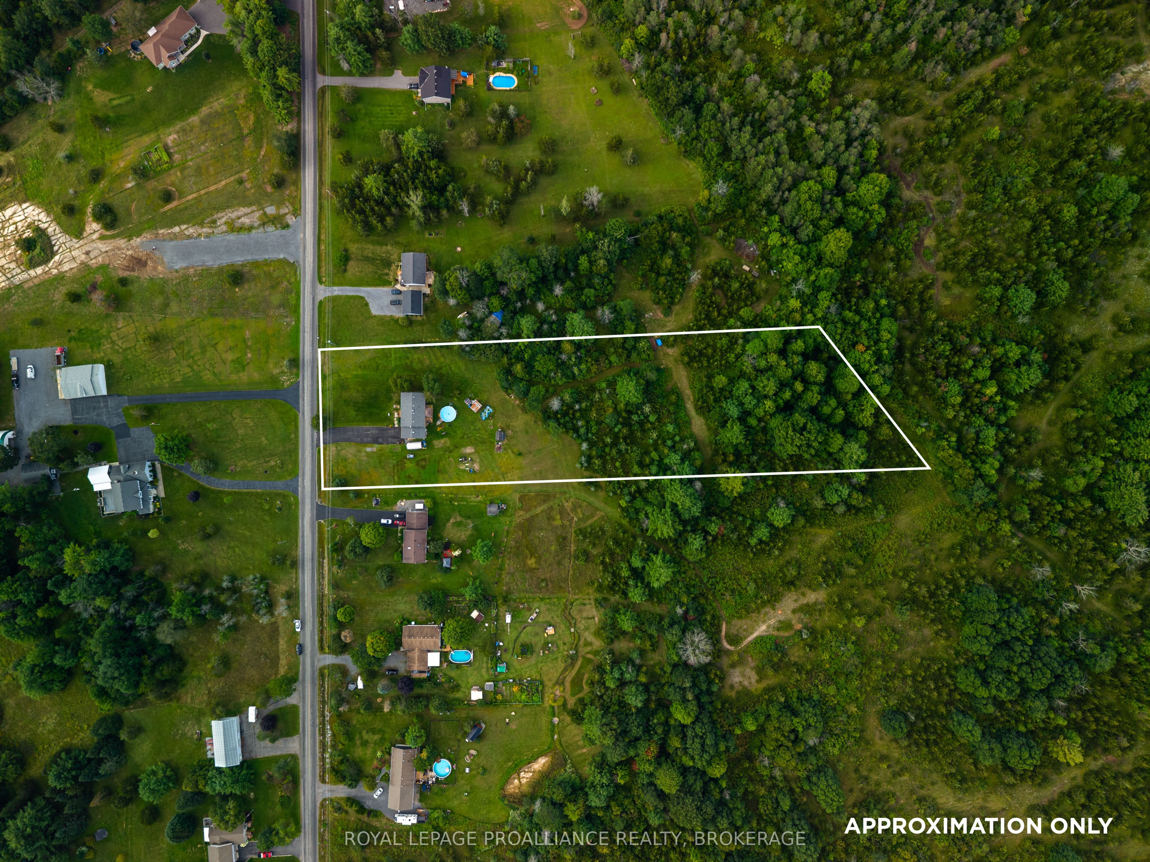 96 Colebrook Road Property Photo 48