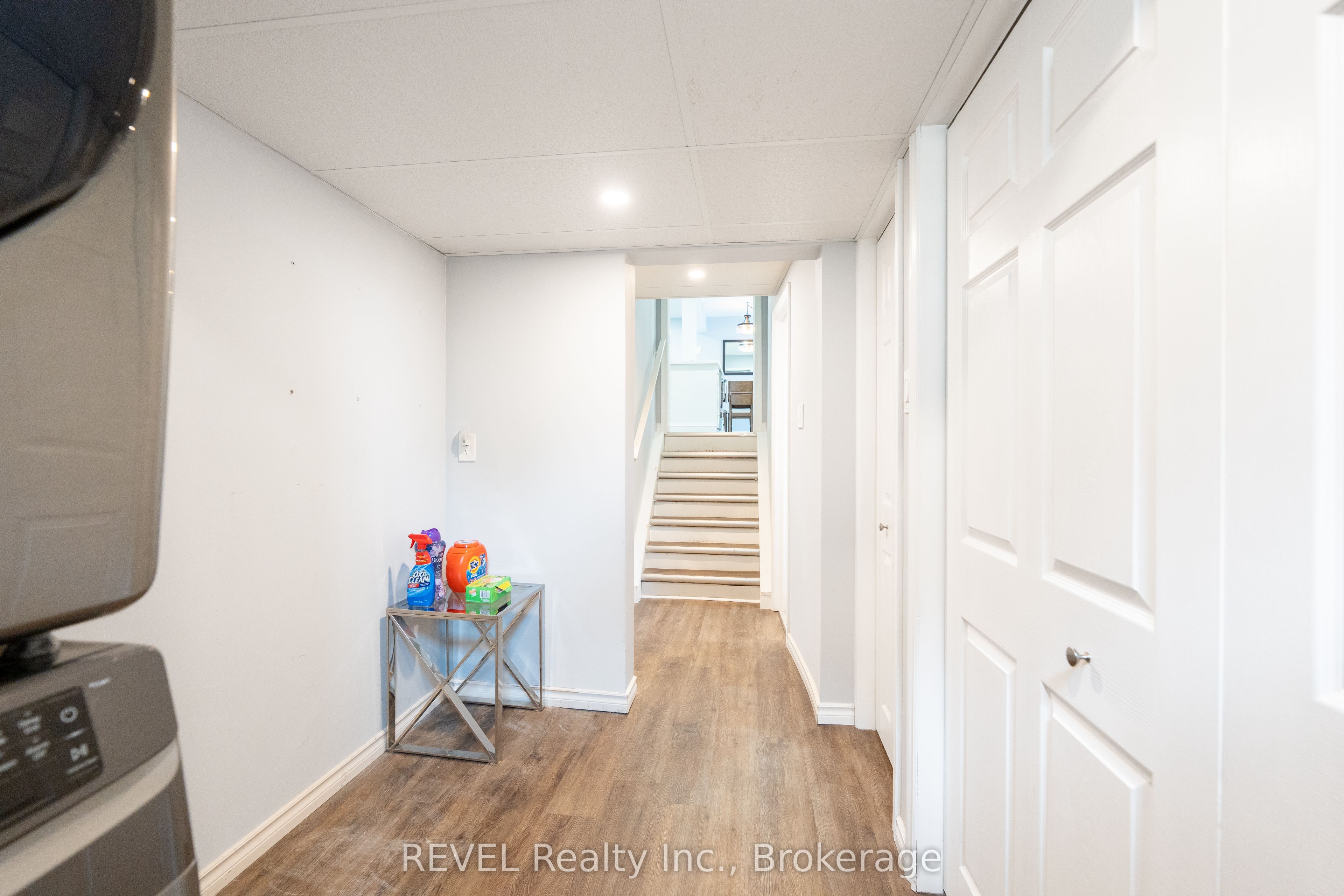 4480 Queensway Gardens Property Photo 19