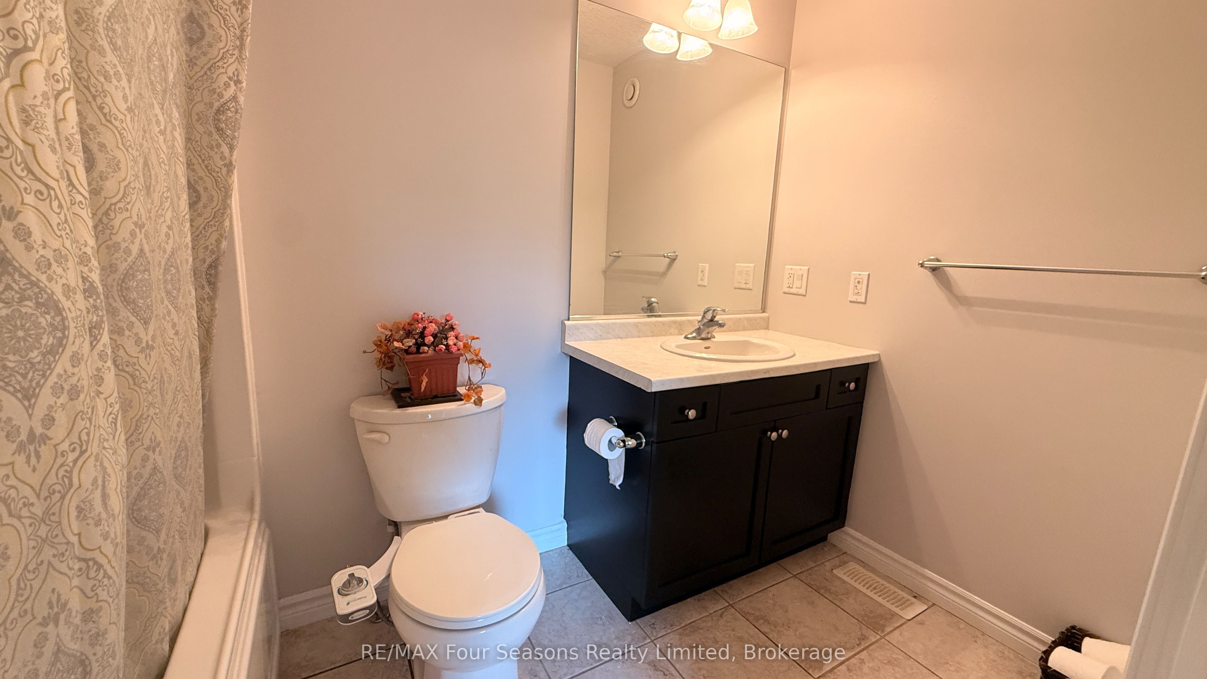 325 Gingrich Crescent Property Photo 20