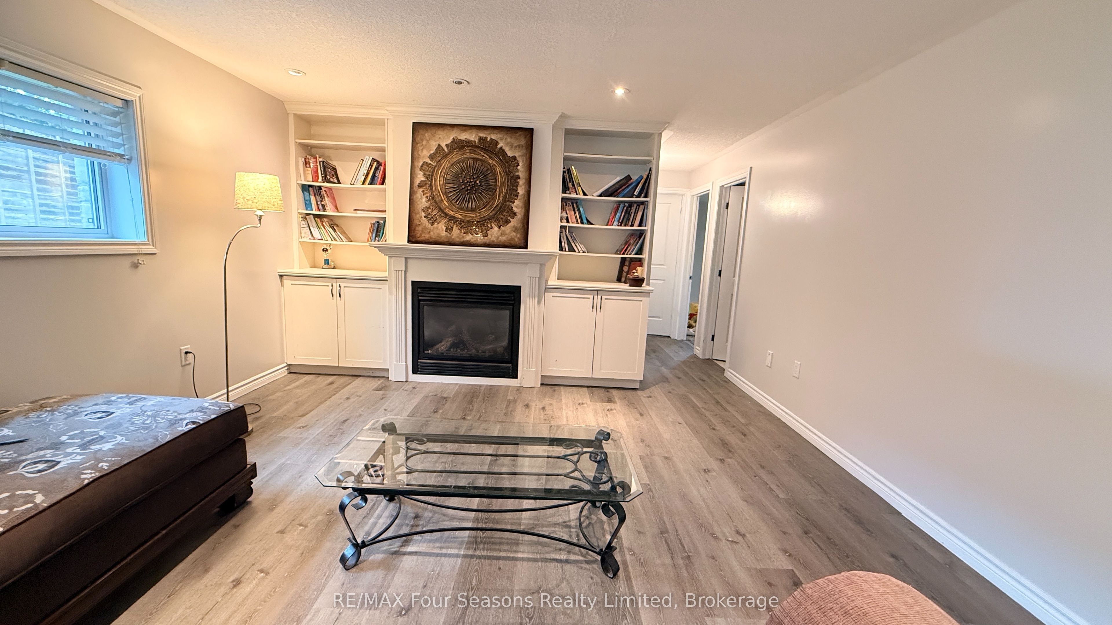 325 Gingrich Crescent Property Photo 25