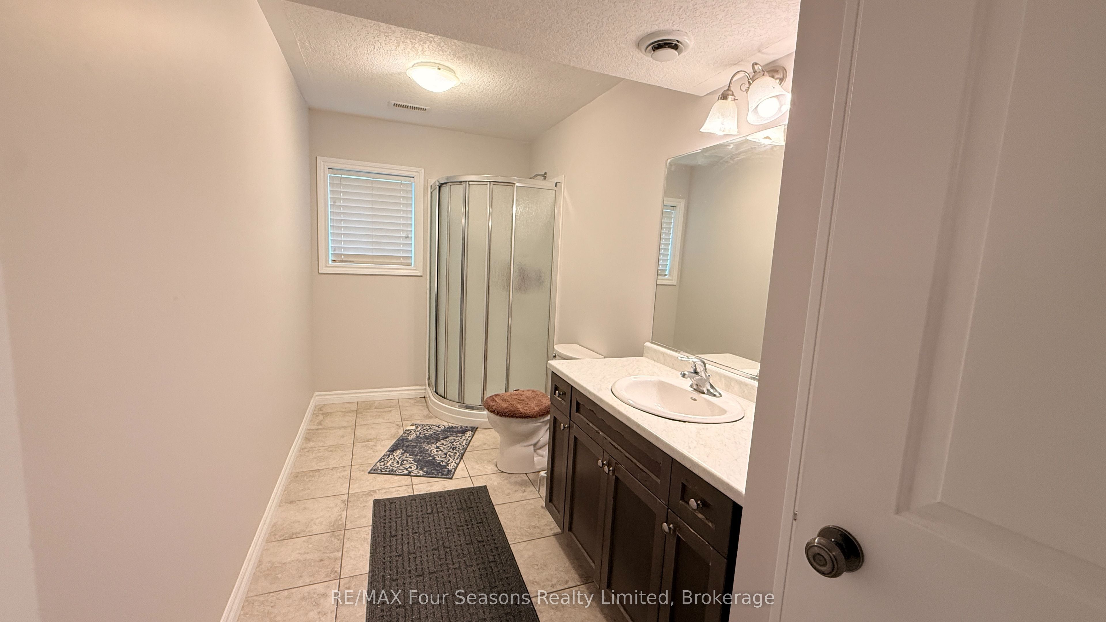 325 Gingrich Crescent Property Photo 26